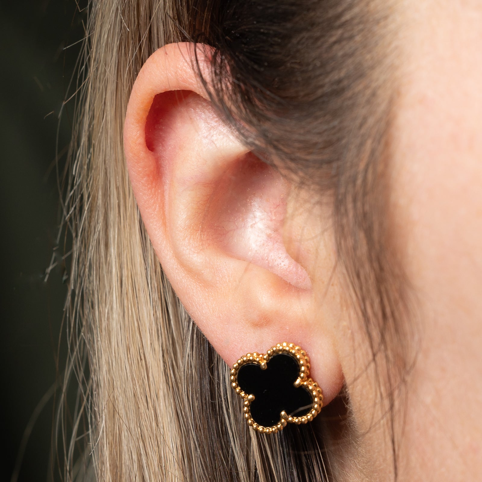 'Van Cleef & Arpels' Vintage Alhambra Earrings | 2.30ctw |