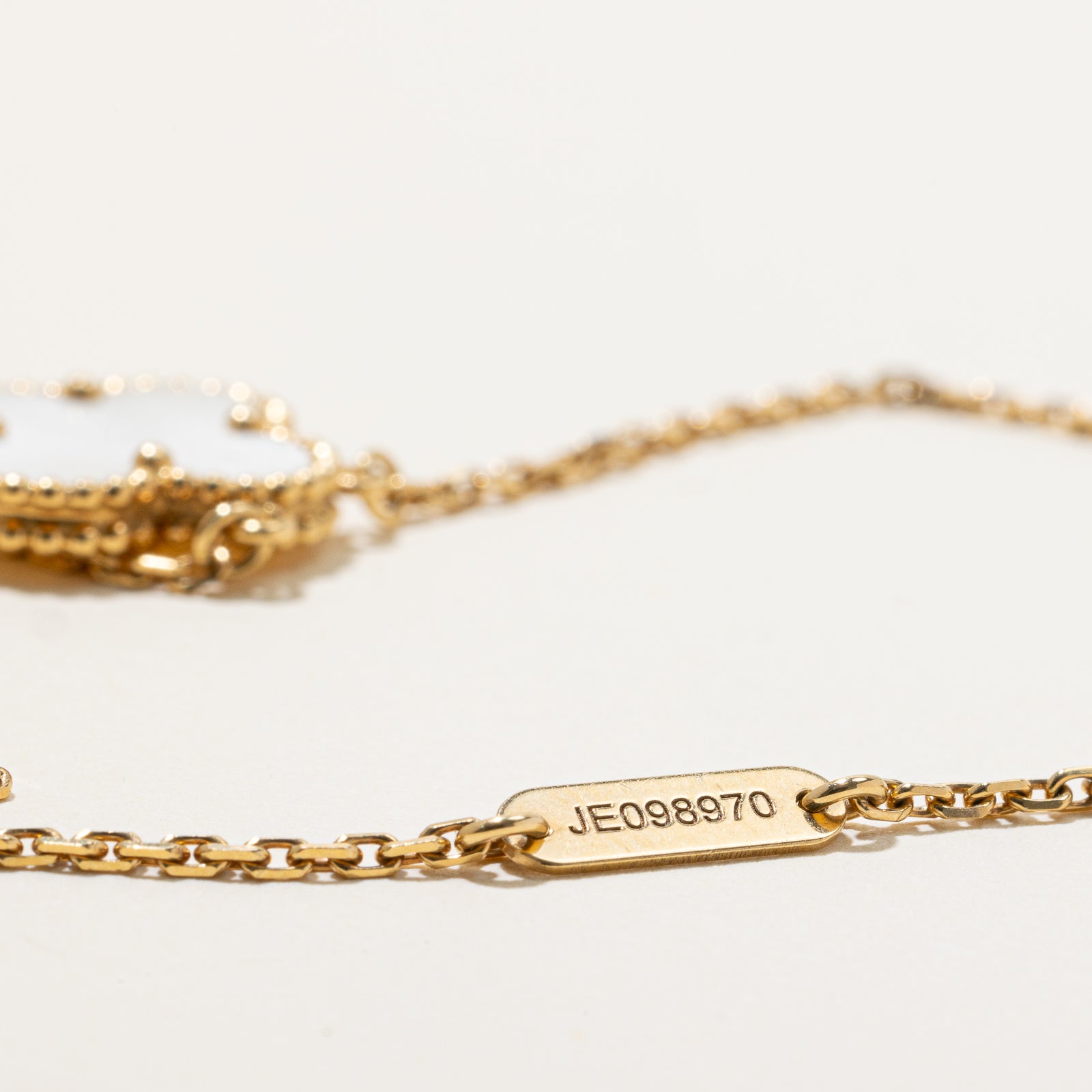 'Van Cleef & Arpels' Vintage Alhambra Pendant | 1.50ct | 16" |