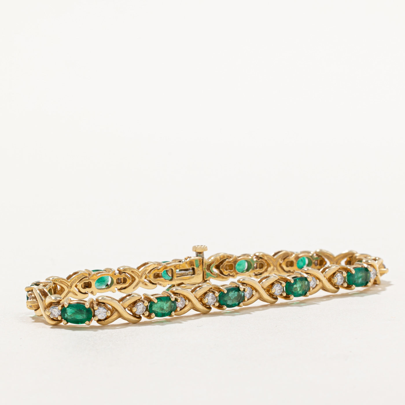 Emerald & Diamond Bracelet | 4.50ctw, 1.05ctw | 7" |