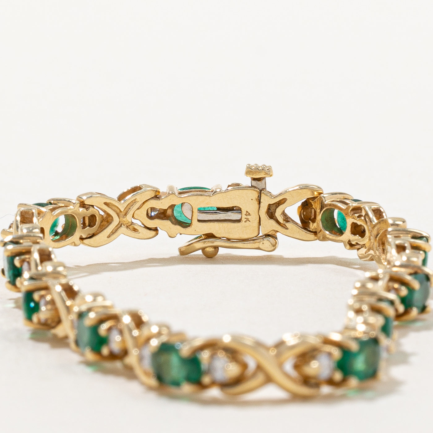 Emerald & Diamond Bracelet | 4.50ctw, 1.05ctw | 7" |