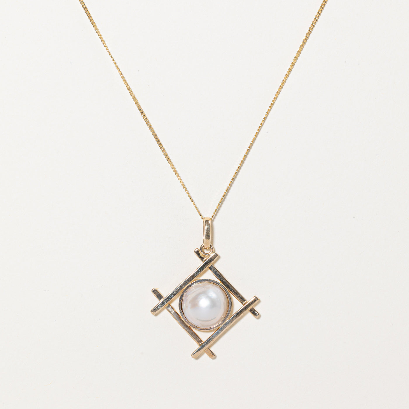 Mabe Pearl Pendant Necklace | 18" |