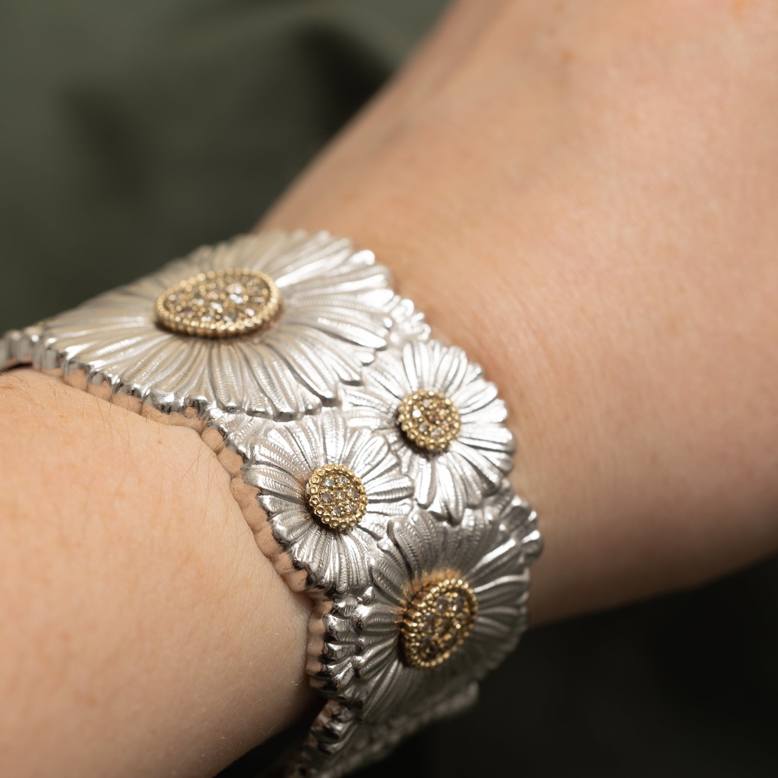 'Buccellati' Blossoms Diamonds Bracelet | 1.60ctw | 6"