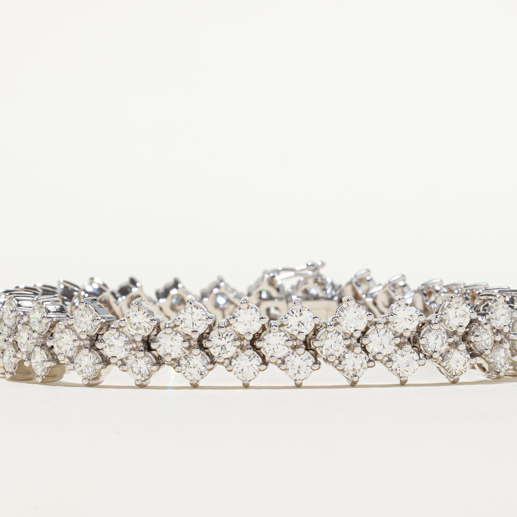 Diamond Chevron Pattern Tennis Bracelet | 12.43ctw | 7.25"