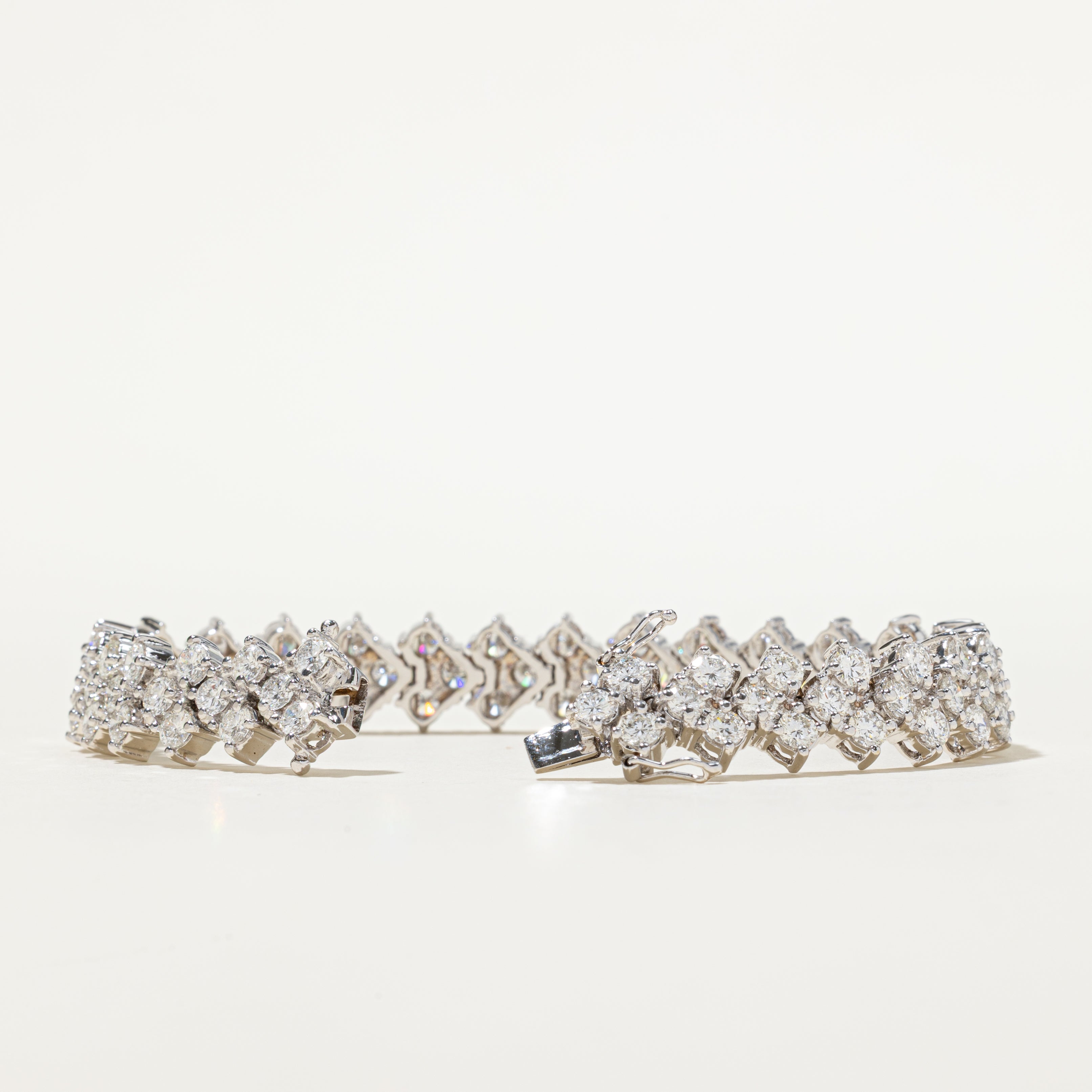 Diamond Chevron Pattern Tennis Bracelet | 12.43ctw | 7.25"