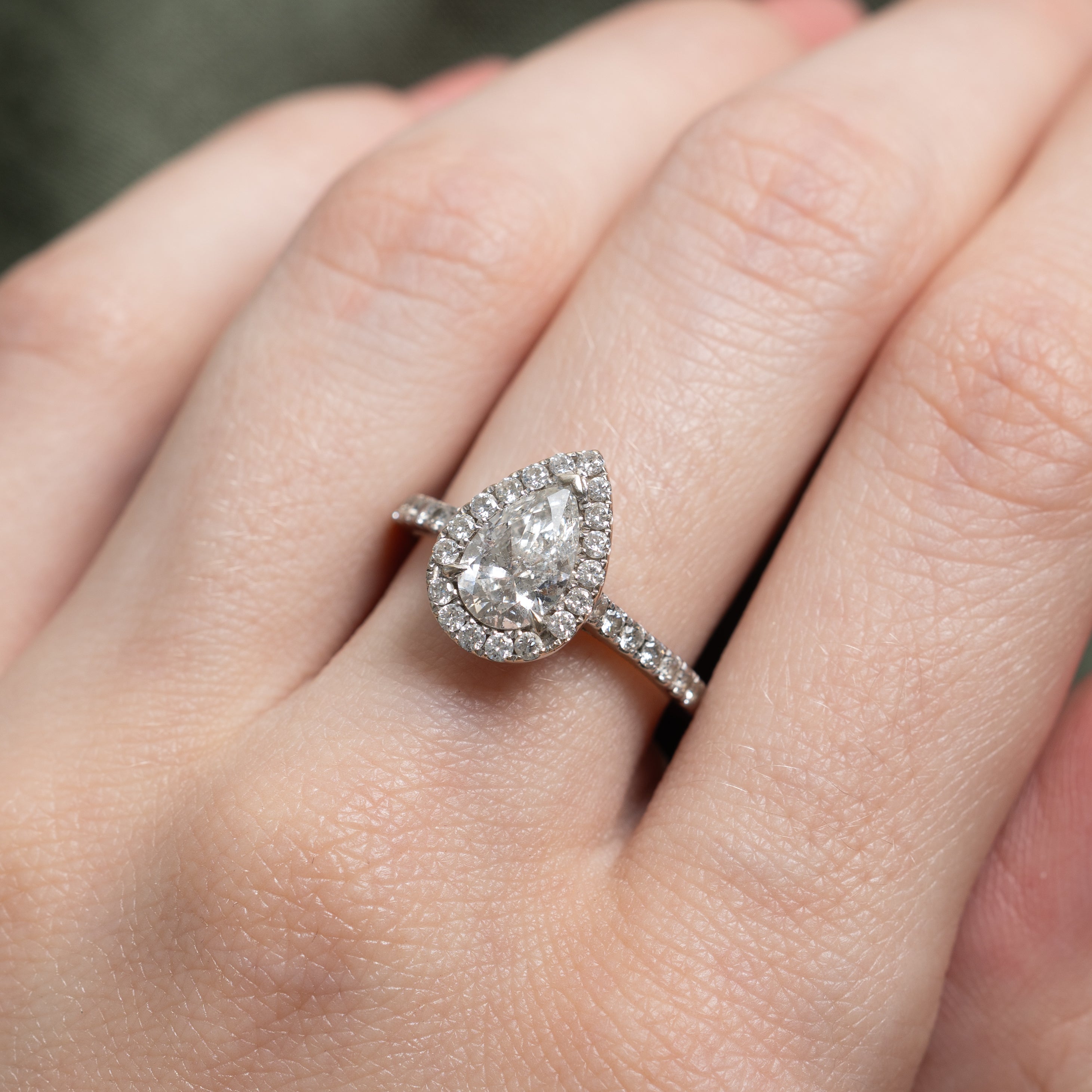 18k Pear Cut Diamond Halo Ring | 1.58ctw | SZ 6