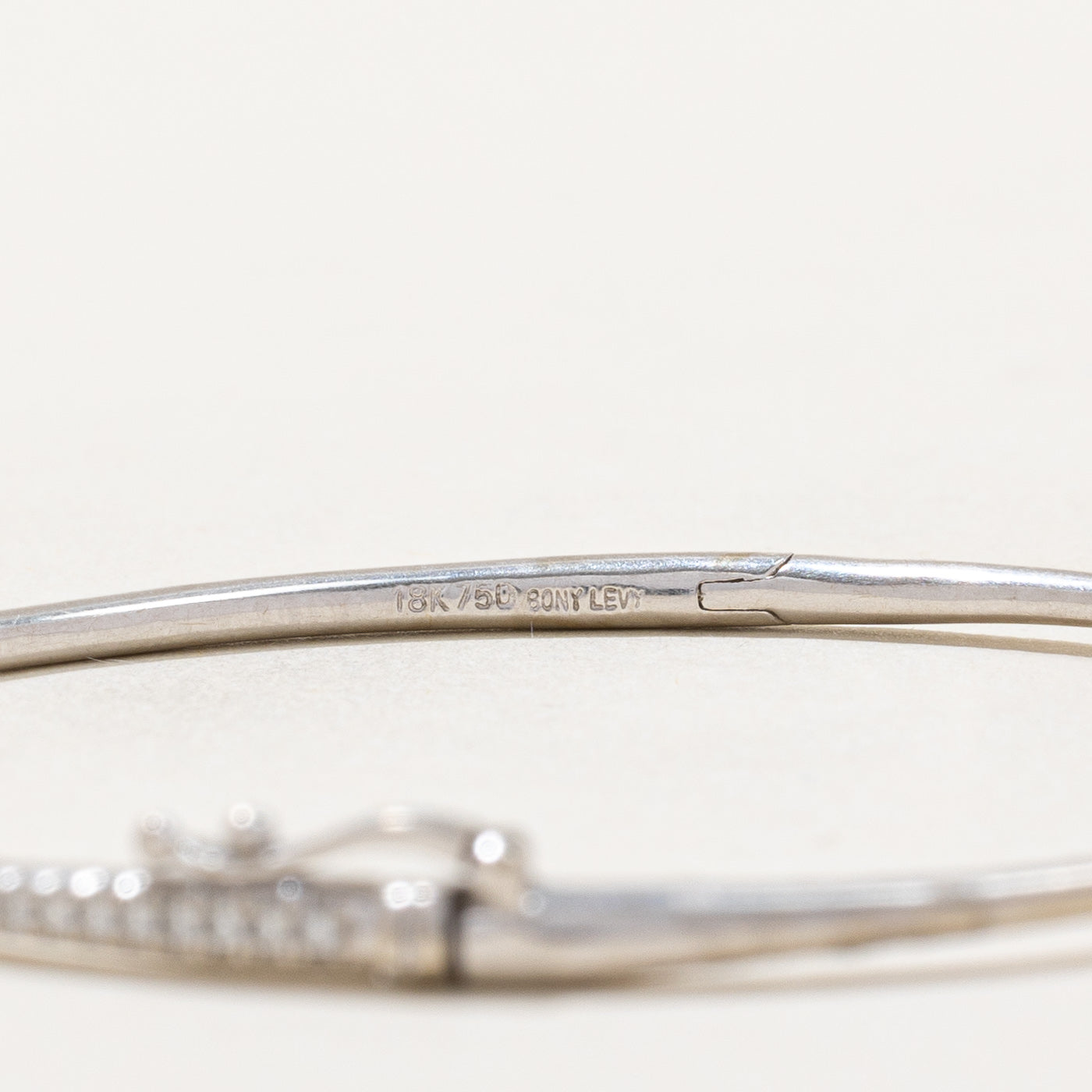 Single Row Diamond Bangle Bracelet | 0.58ctw | 7.5" |