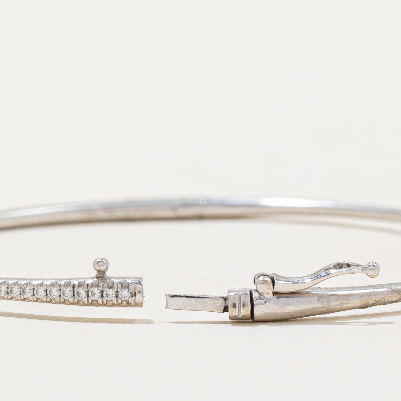 Single Row Diamond Bangle Bracelet | 0.58ctw | 7.5" |