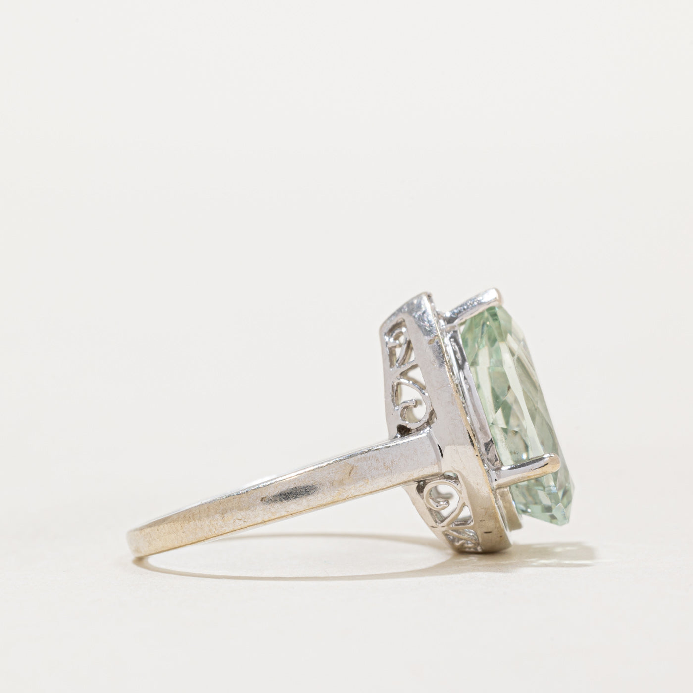 Mint Green Quartz & Diamond Cocktail Ring | 4.60ct, 0.08ctw | SZ 7 |