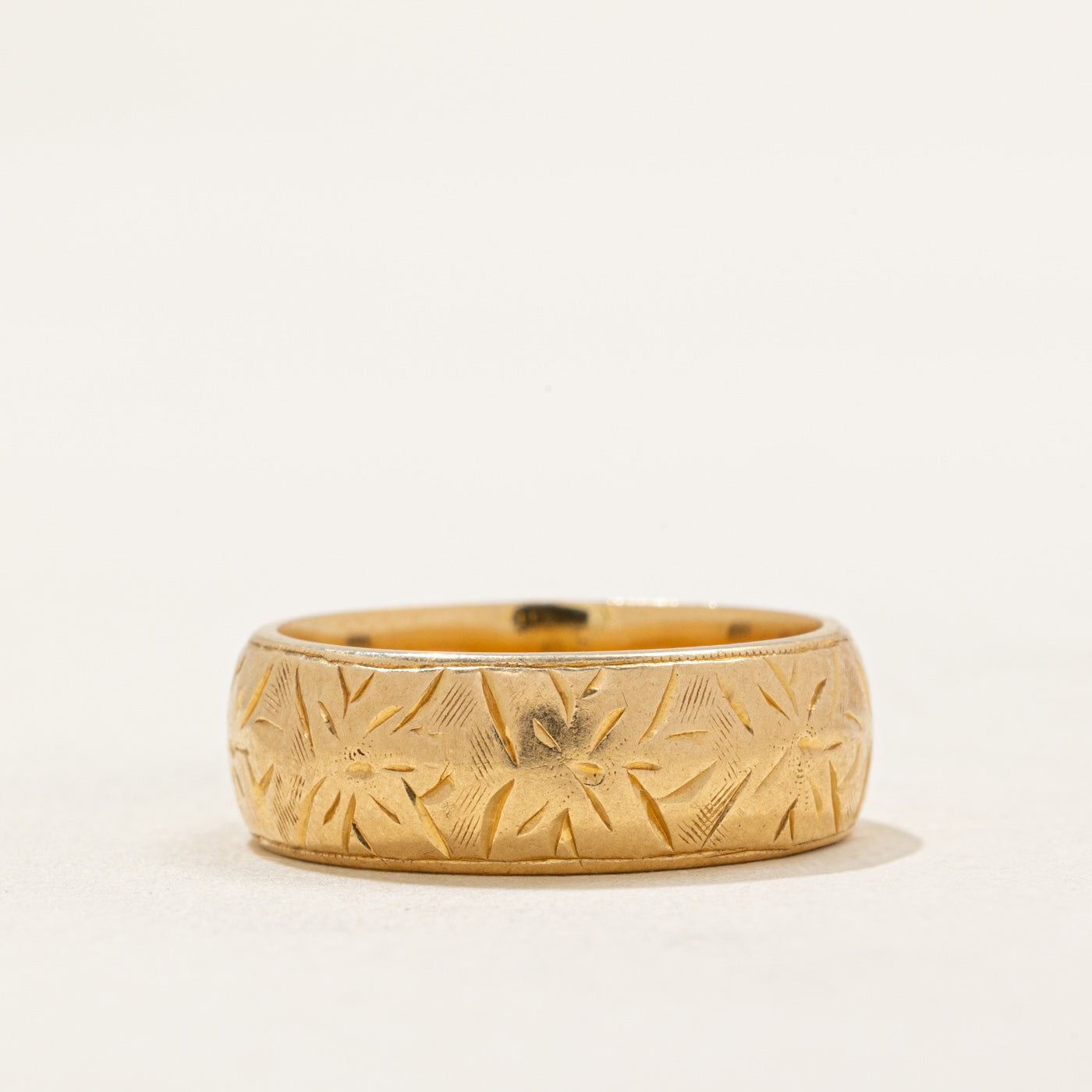 1964 Birmingham 18k Yellow Gold Floral Band | 5.90mm | SZ