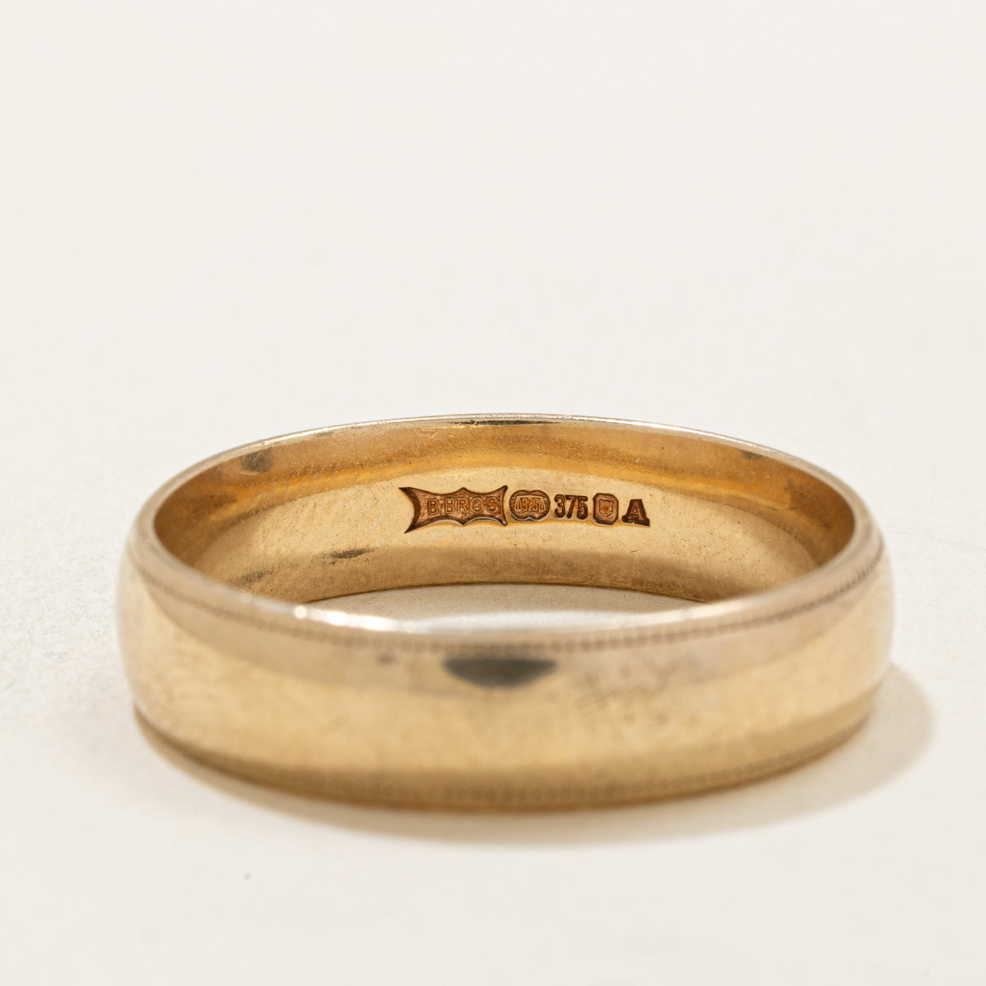 London 9k Yellow Gold Wedding Band | 5.60mm | SZ 11