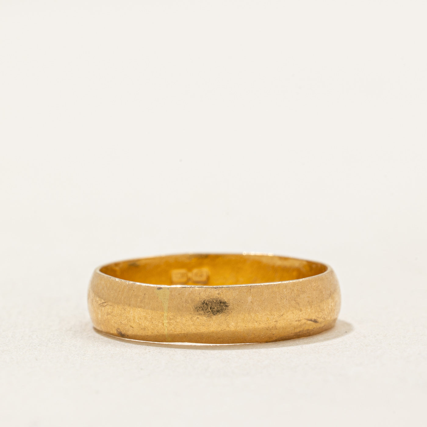 Kuwait Hallmarked 22k Yellow Gold Wedding Band | 4.25mm | SZ 5.25
