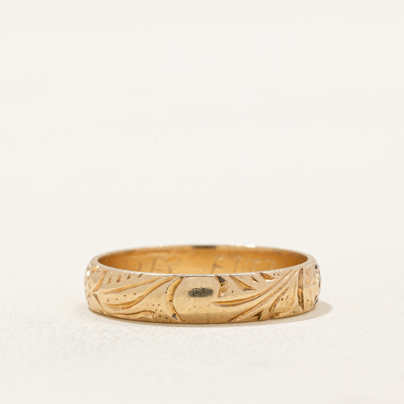 14k Yellow Gold Engraved Band | 3.85mm | SZ 6.75