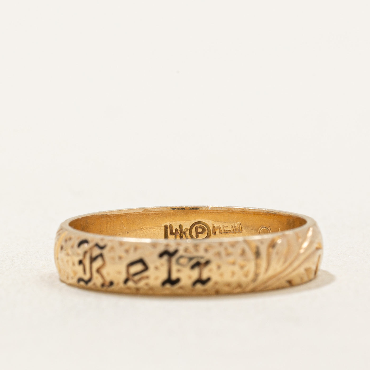 14k Yellow Gold Engraved Band | 3.85mm | SZ 6.75