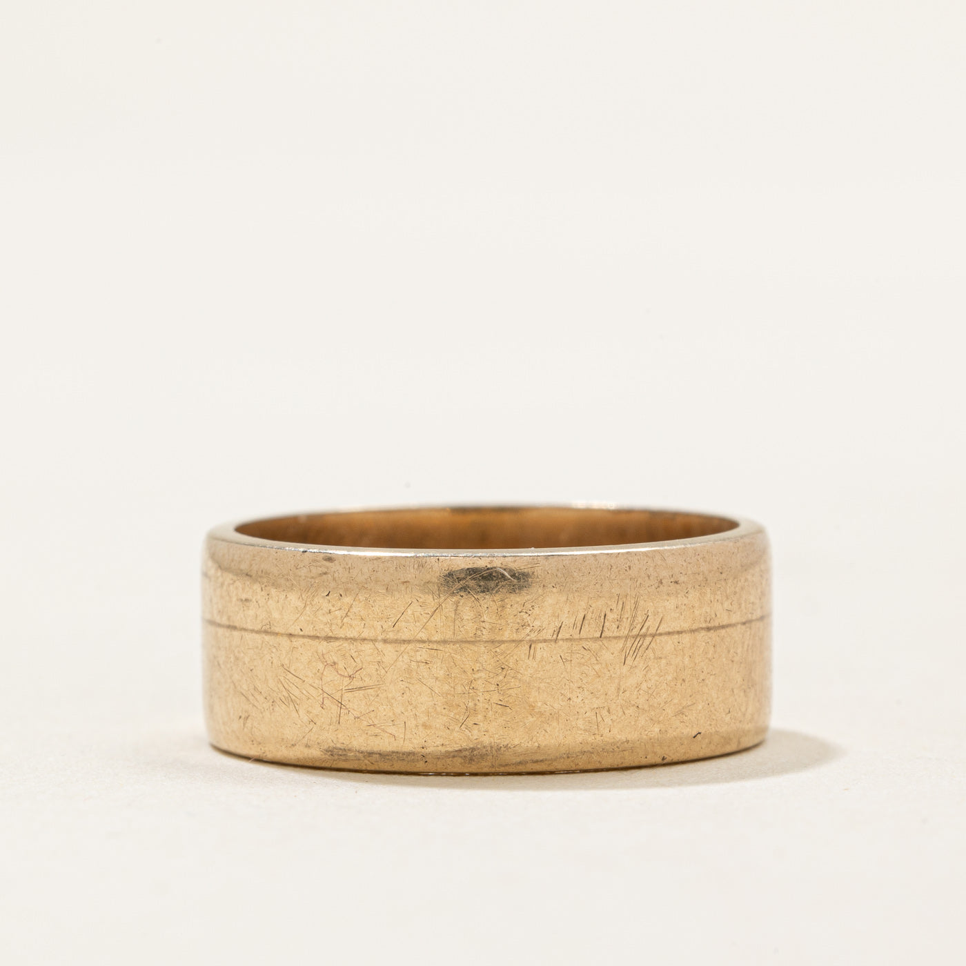 1973 London 9k Yellow Gold Wedding Band | 7.10mm | SZ 6.25