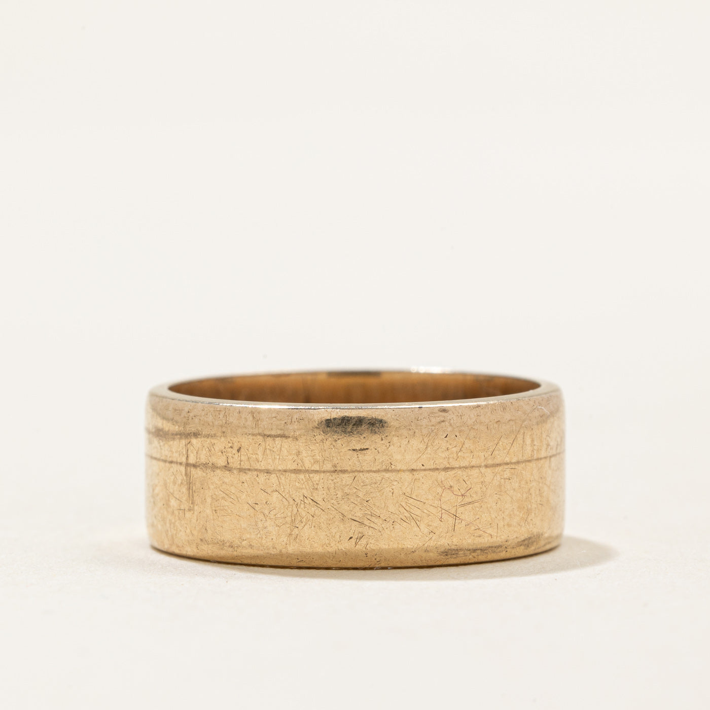 1973 London 9k Yellow Gold Wedding Band | 7.10mm | SZ 6.25