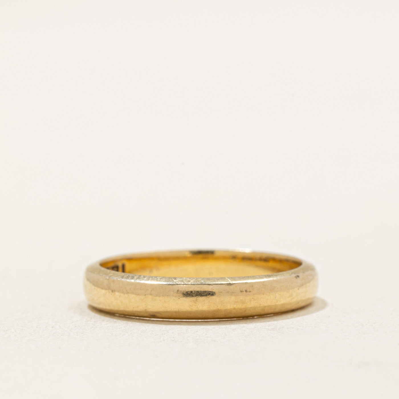 18k Yellow Gold Wedding Band | 3.30mm | SZ 6