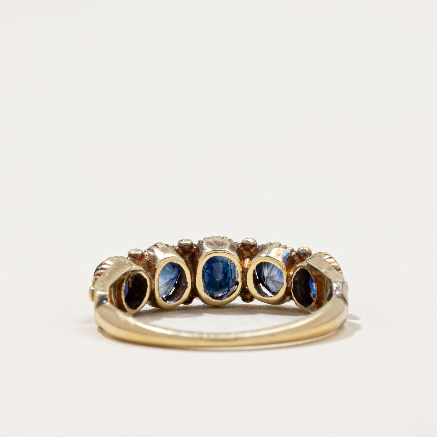 Vintage Five Stone Sapphire Band | 1.65ctw | SZ 6.25
