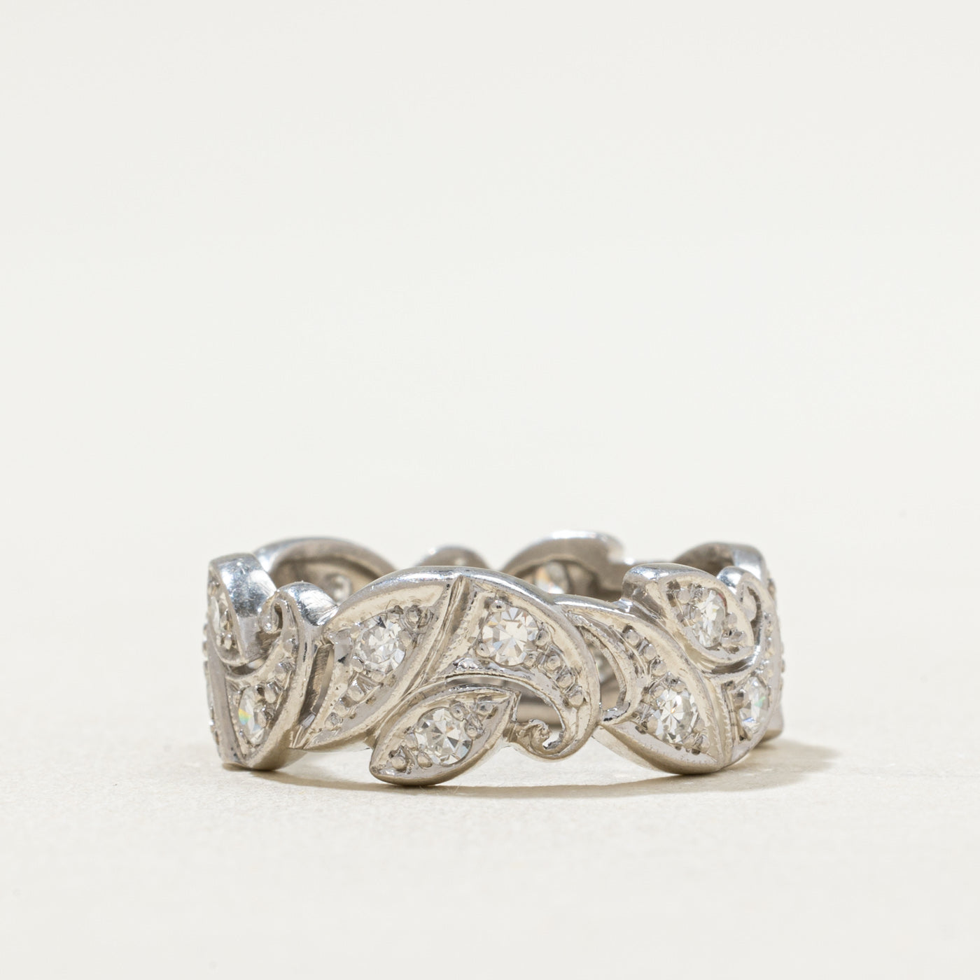 Diamond Leaf Design Band | 0.54ctw | SZ 6.75