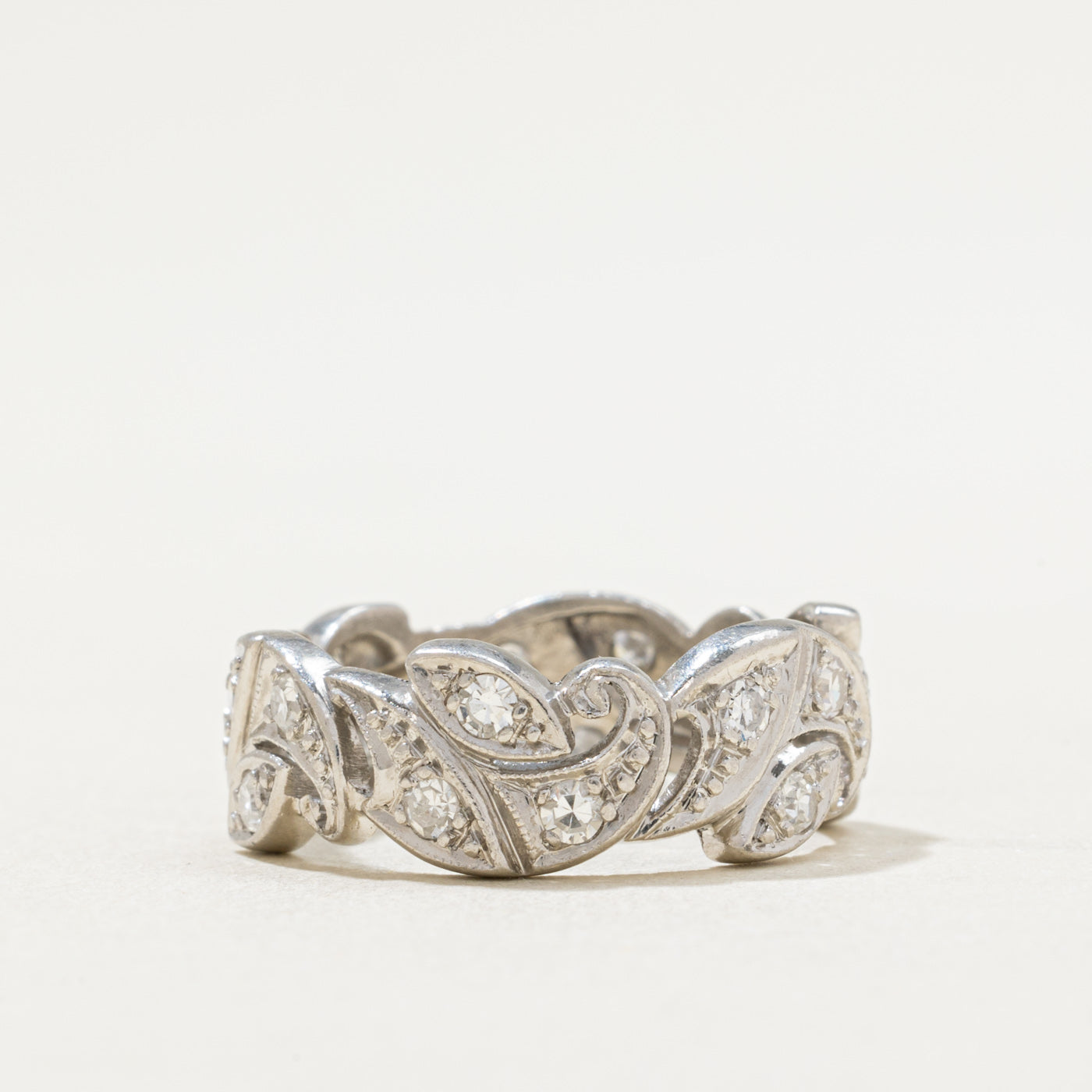Diamond Leaf Design Band | 0.54ctw | SZ 6.75
