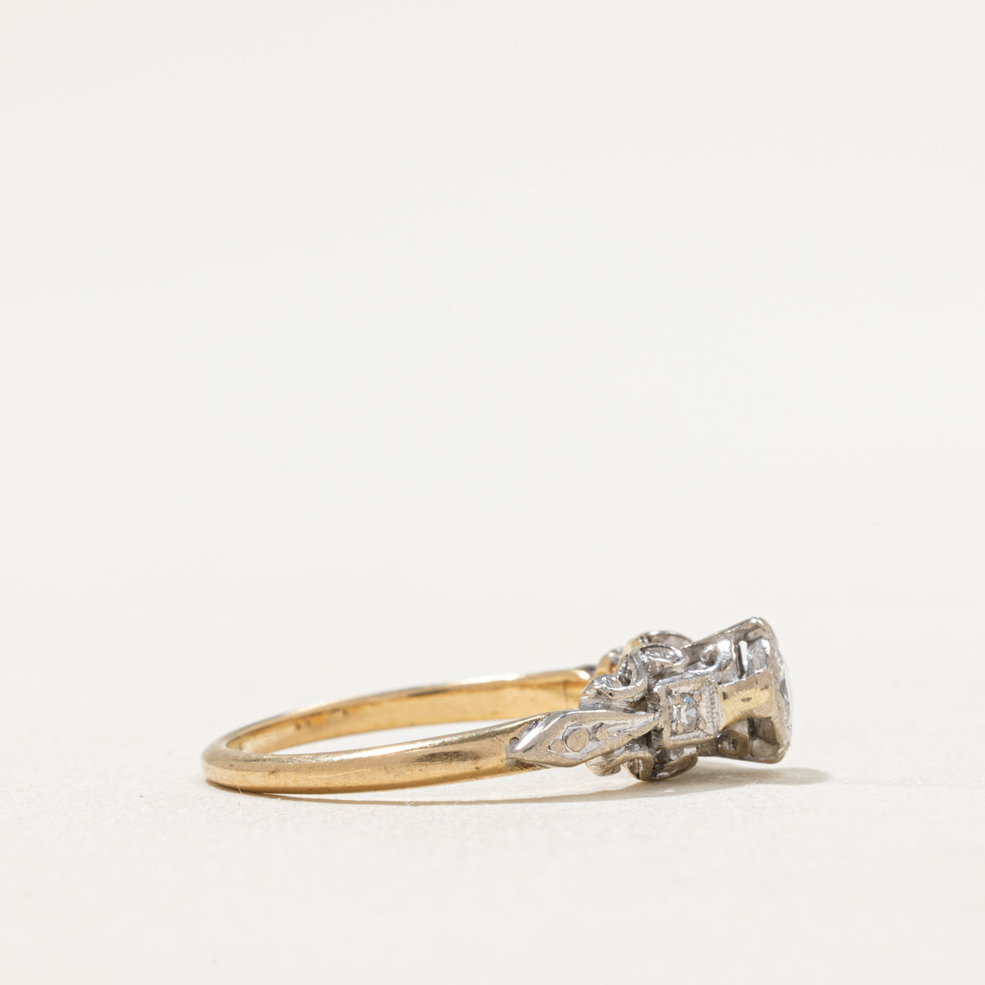 Vintage Diamond Ring | 0.22ctw | SZ 4.75