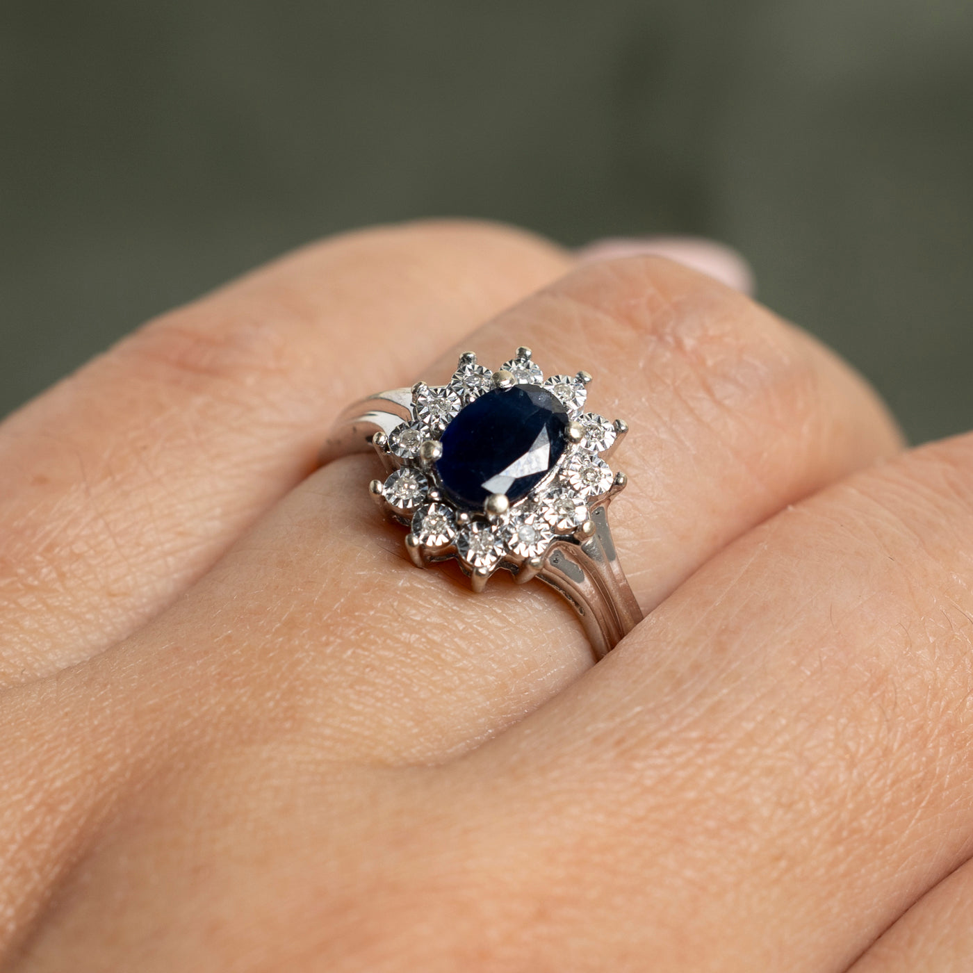 Oval Cut Sapphire & Diamond Petal Ring | 0.94ct, 0.08ctw | SZ 7