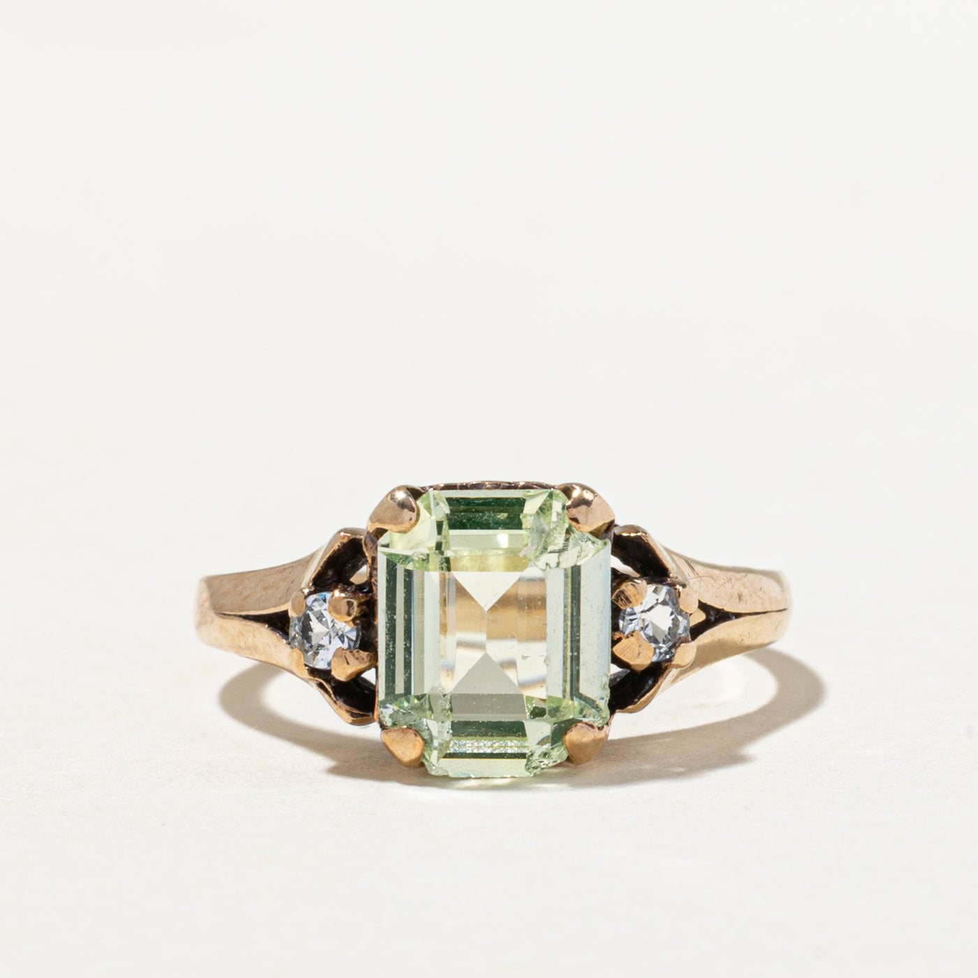 Bague en spinelle synthétique vert et blanc | 3,00 ct | Taille 3,75