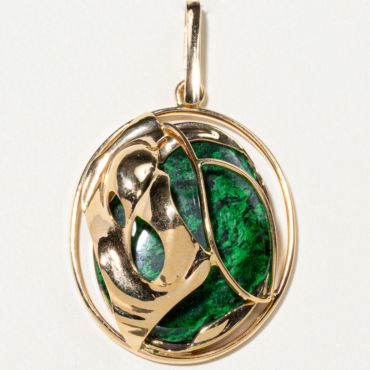 Maw Sit Sit Pendant | 12.00ct