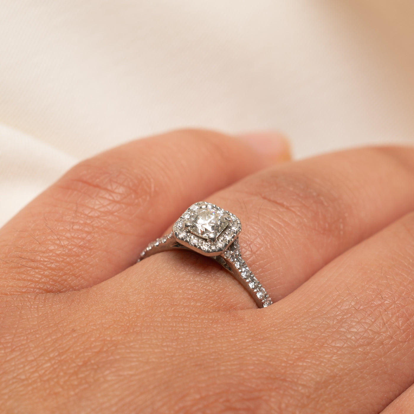 Diamond Halo Engagement Ring | 0.85ctw | SZ 6.5