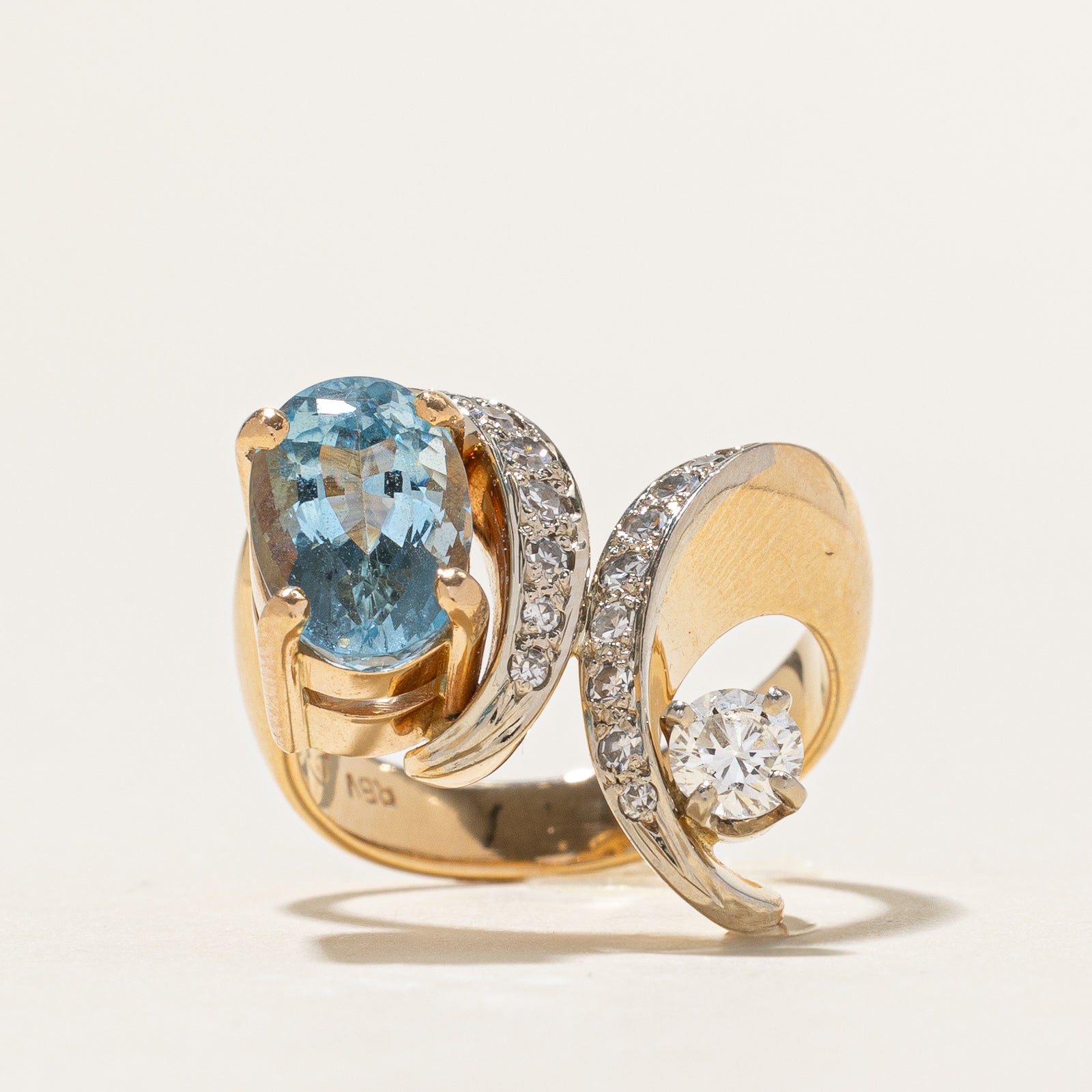 Aquamarine & Diamond Cocktail Ring | 2.00ct, 0.41ctw | SZ 6