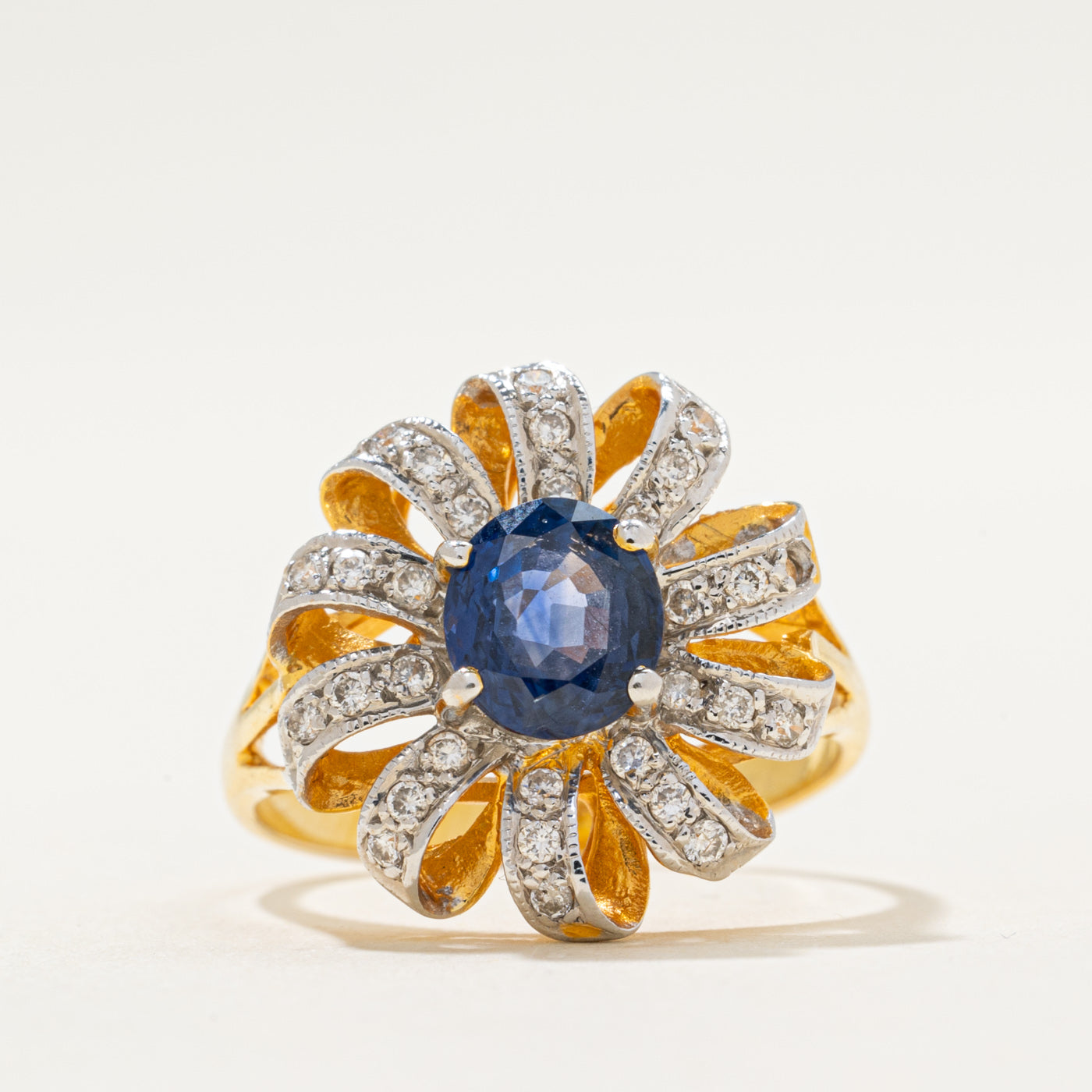 Sapphire & Diamond Pinwheel Design Ring | 1.16ct, 0.22ctw | SZ 6