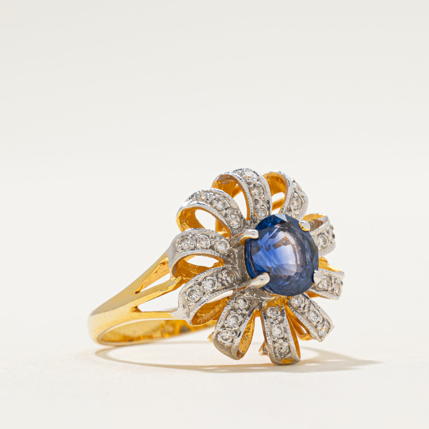 Sapphire & Diamond Pinwheel Design Ring | 1.16ct, 0.22ctw | SZ 6