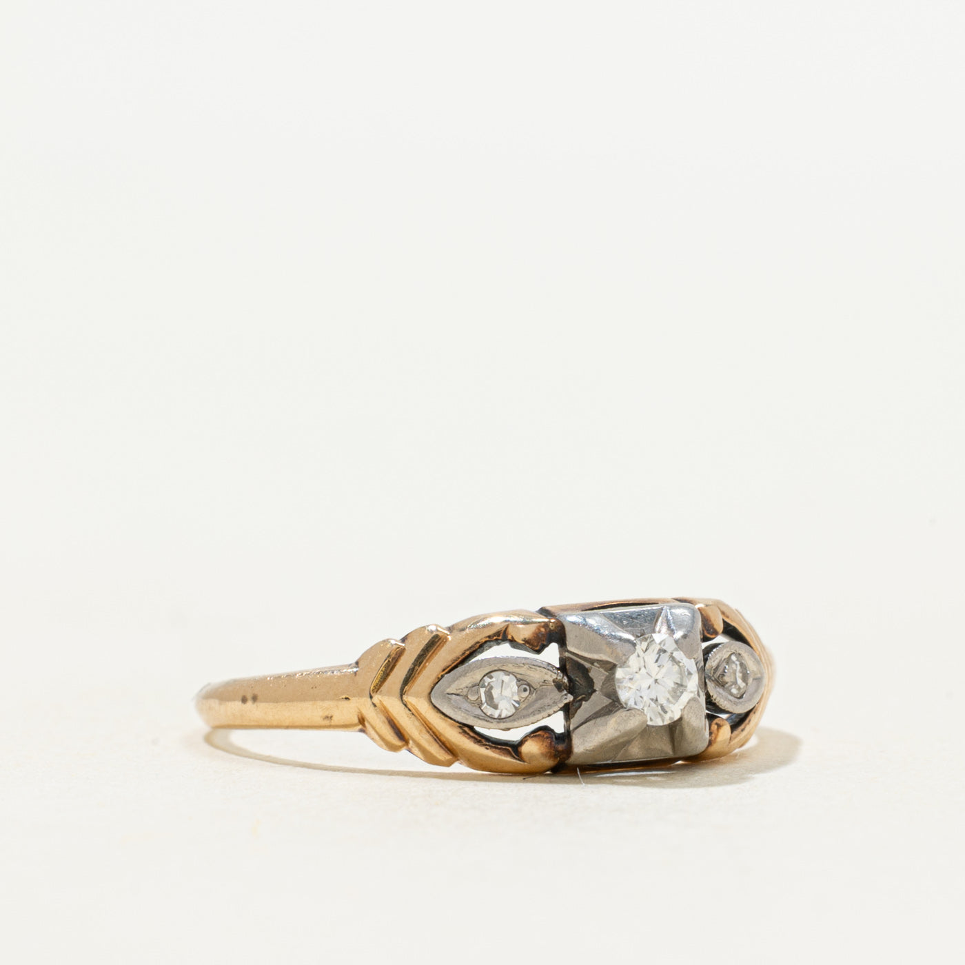 'Birks' Two Tone Diamond Grooved Ring | 0.09ctw | SZ 7
