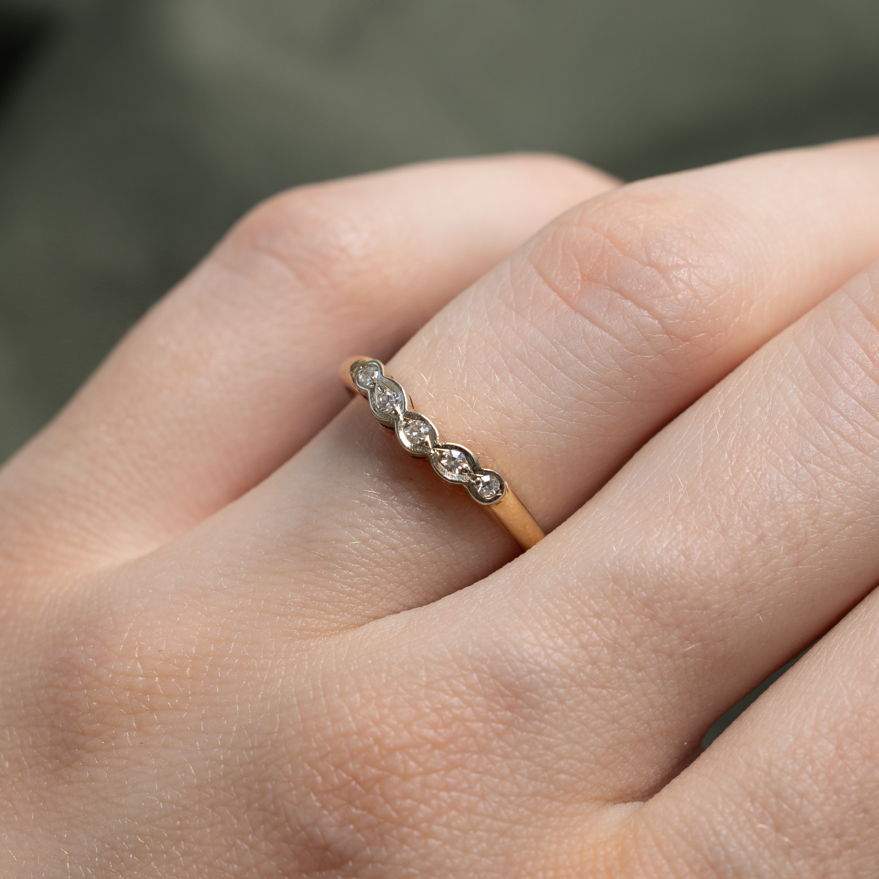 'Birks' Diamond Contour Ring | 0.04ctw | SZ 5.5