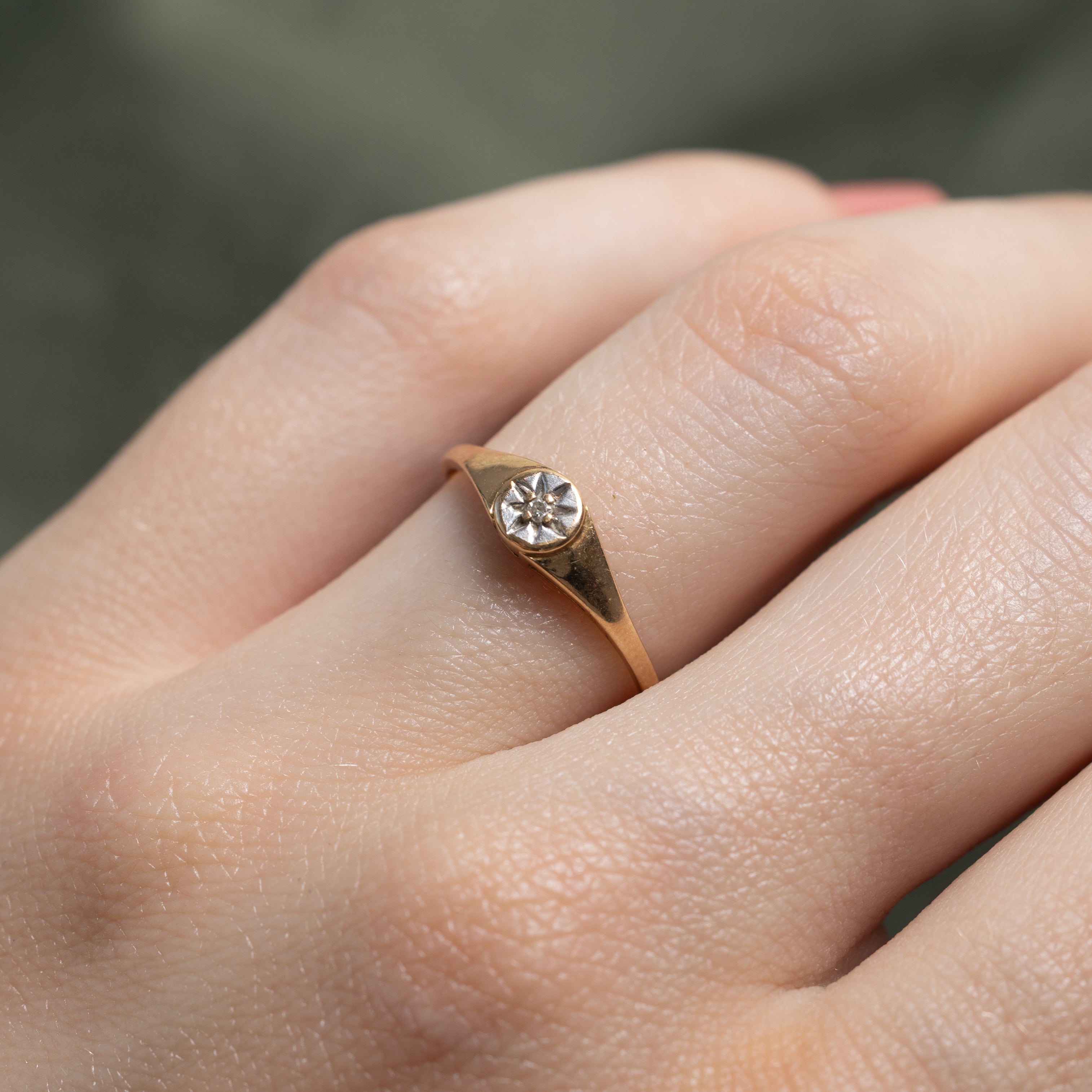 Star Set Diamond Tapered Ring | 0.005ct | SZ 5.25