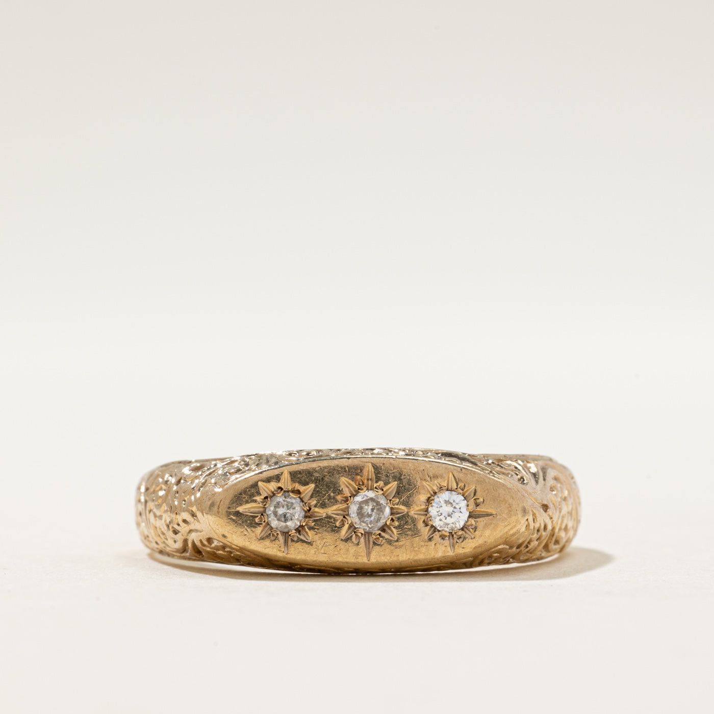 1981 London Three Stone Star Set Diamond Ring | 0.10ctw | SZ 13.5