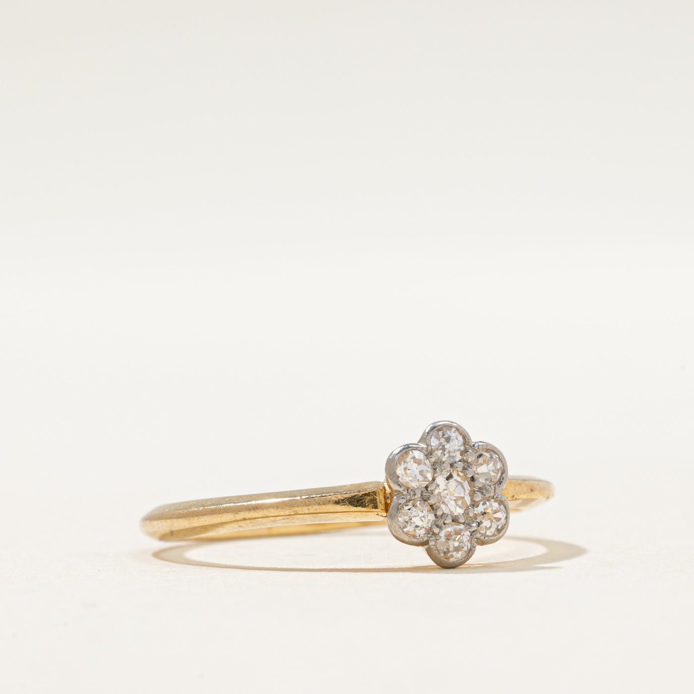 Bague marguerite en diamant taille ancienne européenne | 0,12 ct | Taille 6,5