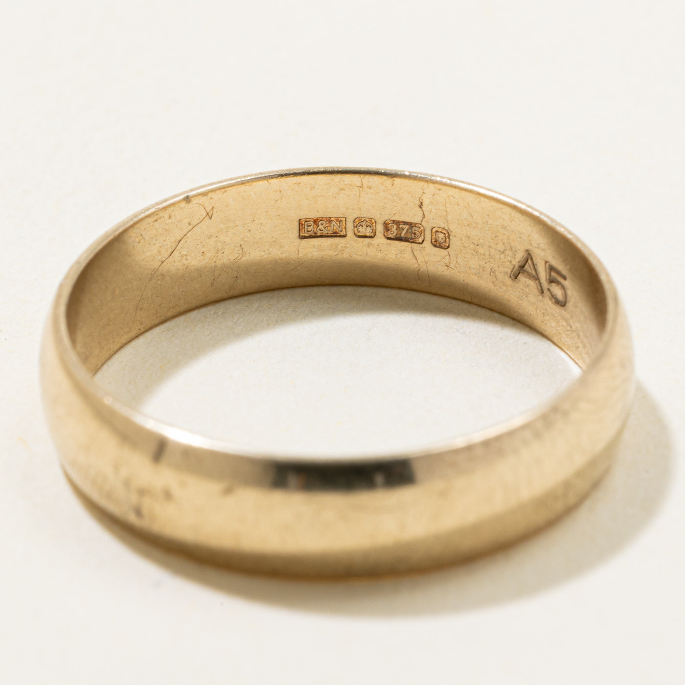 London 9k Yellow Gold Band | 5.14mm | SZ 9.75