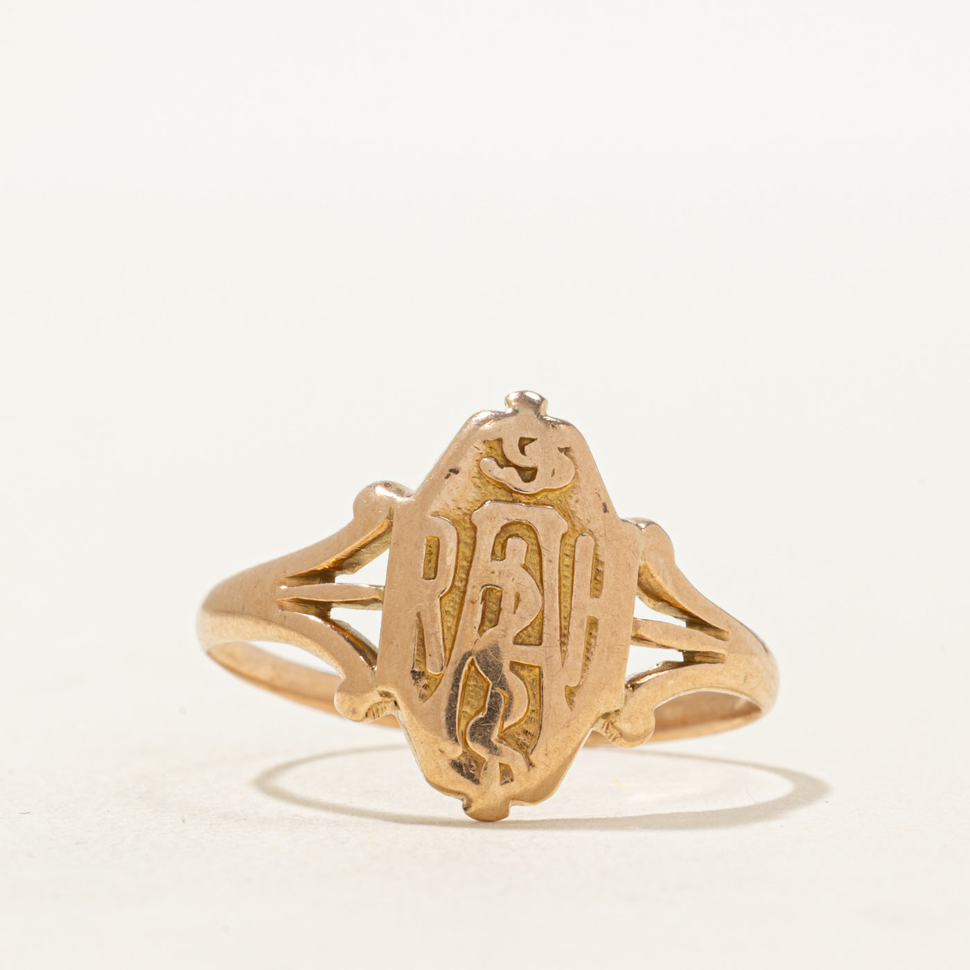 10k Yellow Gold Signet Ring | SZ 8.25