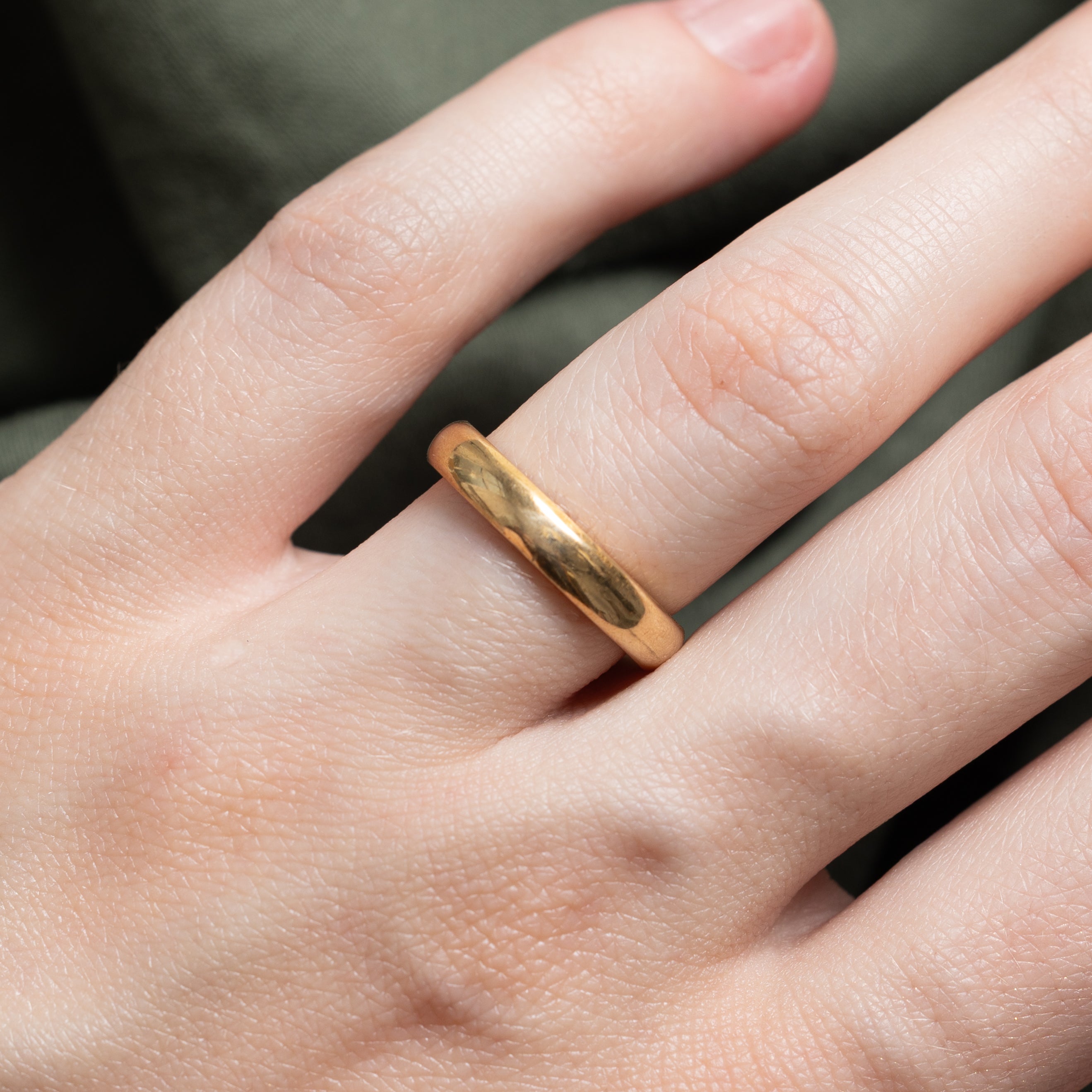 1996 Scheffield 18k Yellow Gold Band | 3.58mm | SZ 5