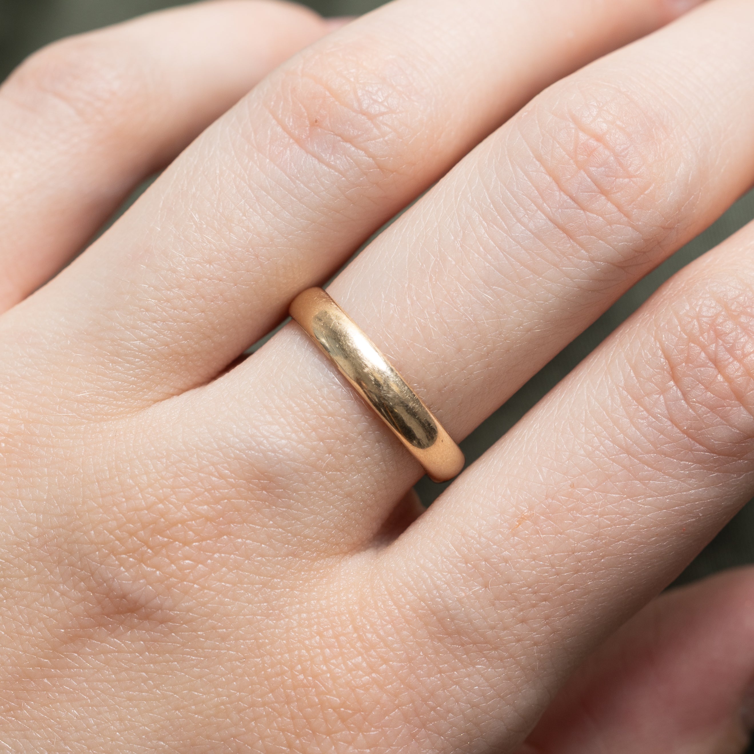 10k Yellow Gold Band | 3.53mm | SZ 7.5