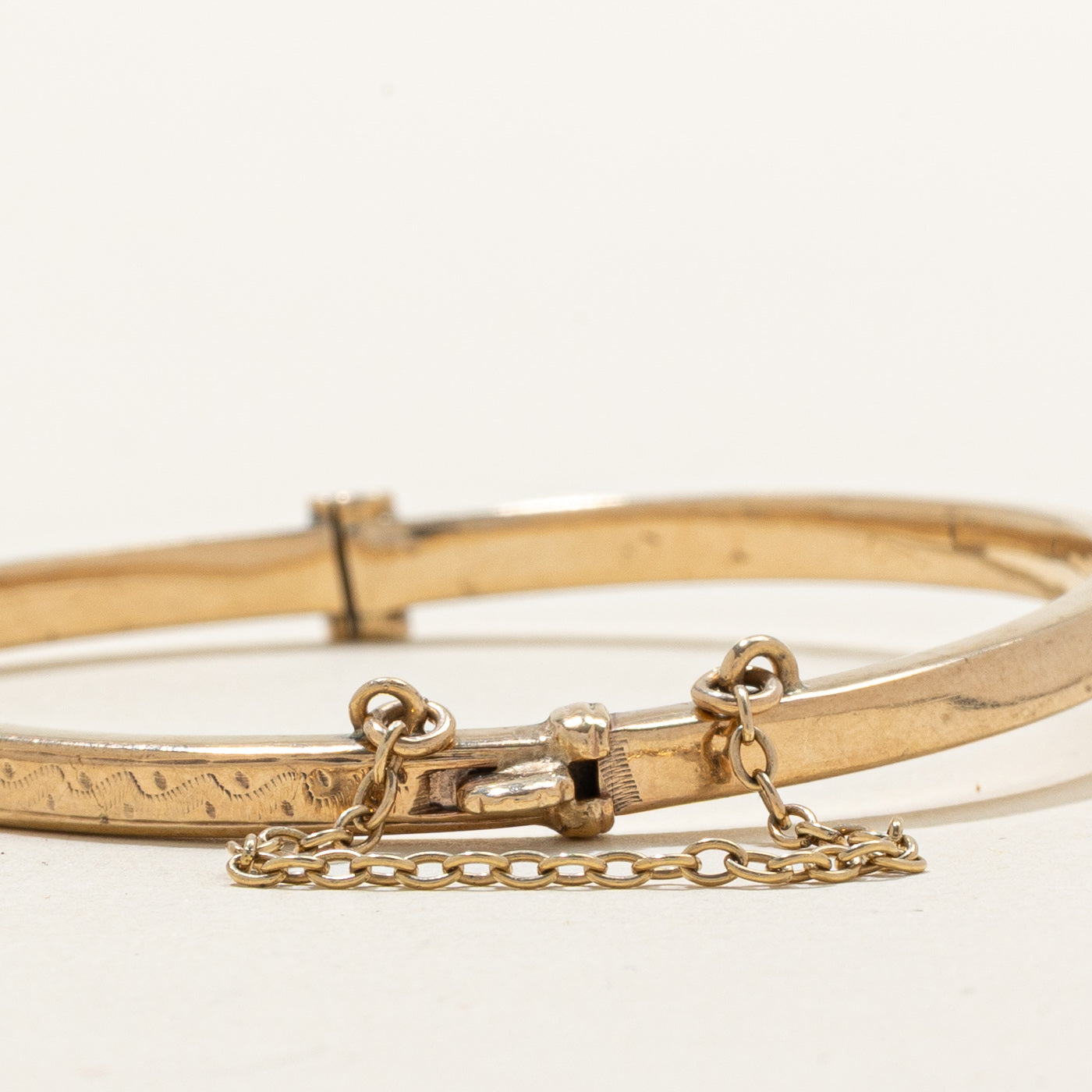 'Birks' 9K Yellow Gold Engraved Bangle | 3.70mm | 7" |
