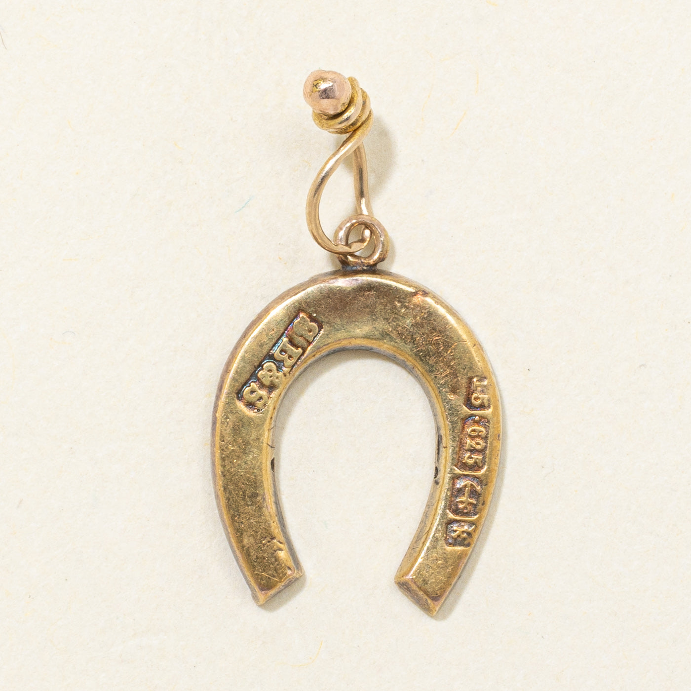 1884 Birmingham 15K Textured Horseshoe Charm