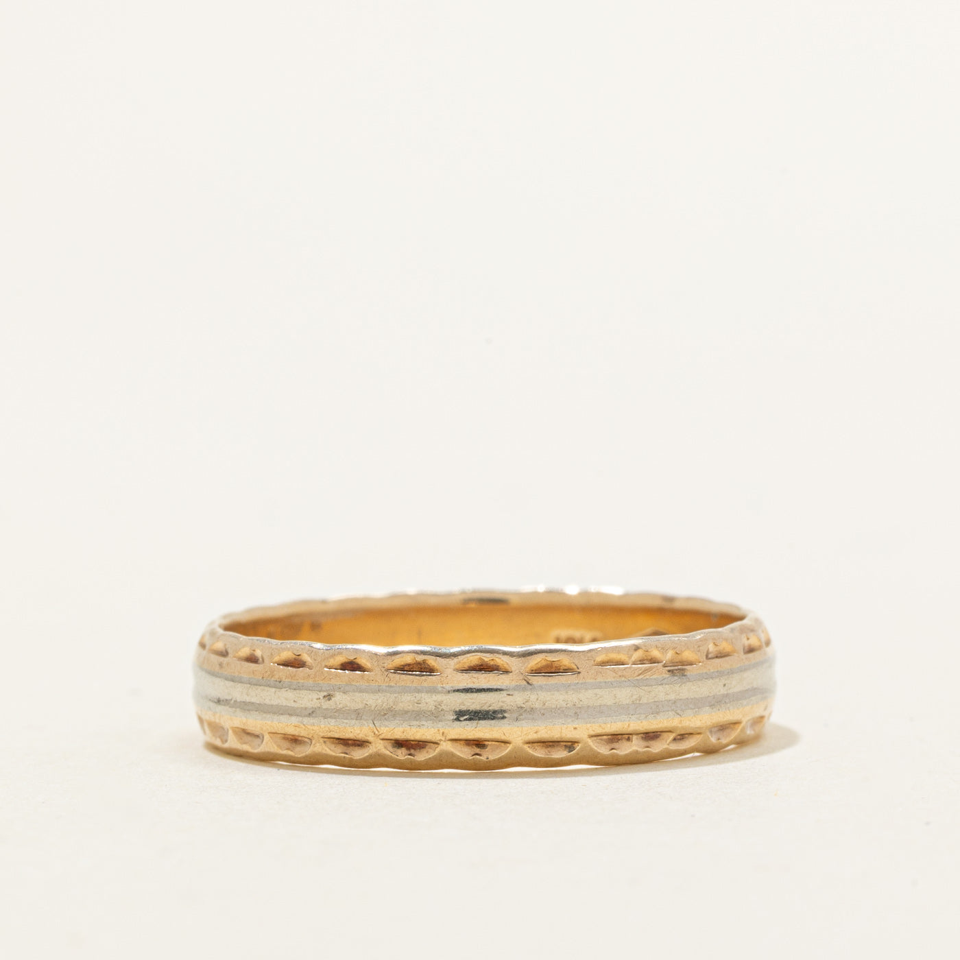 Vintage Canadian 10K Two Tone Gold Textured Band | 4.85mm | SZ 11.5 |