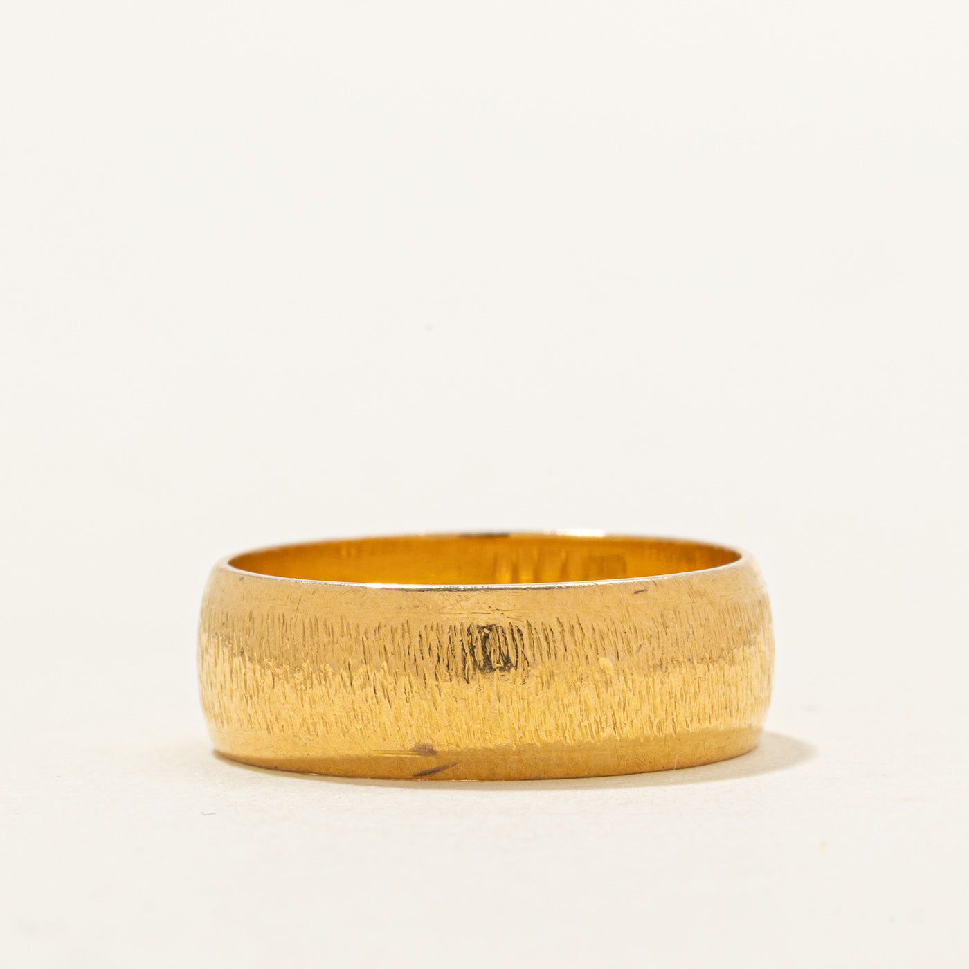 1962 London 22K Yellow Gold Textured Band | 6.11mm | SZ 6 |