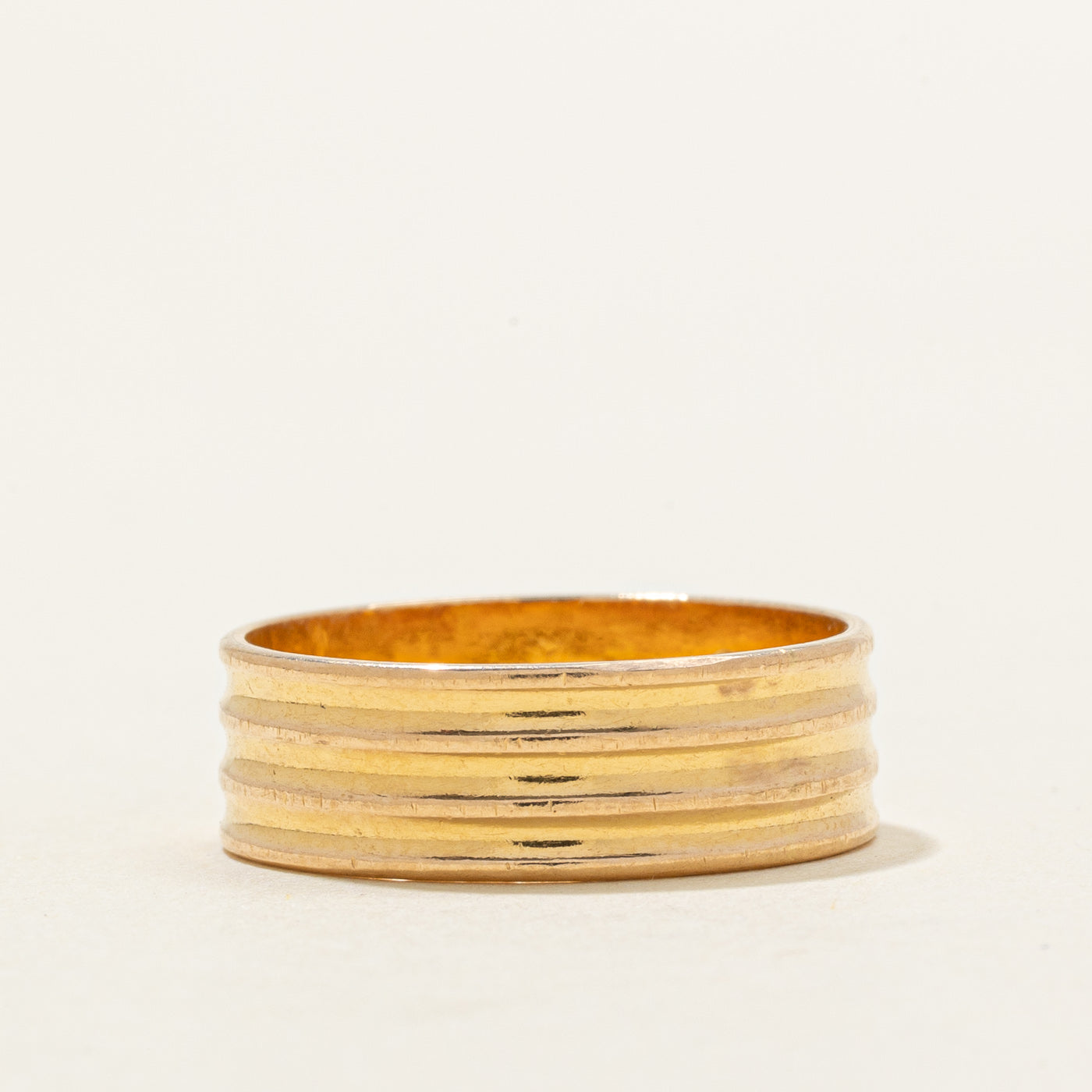 18K Yellow Gold Fluted Band | 6mm | SZ 6.75 |