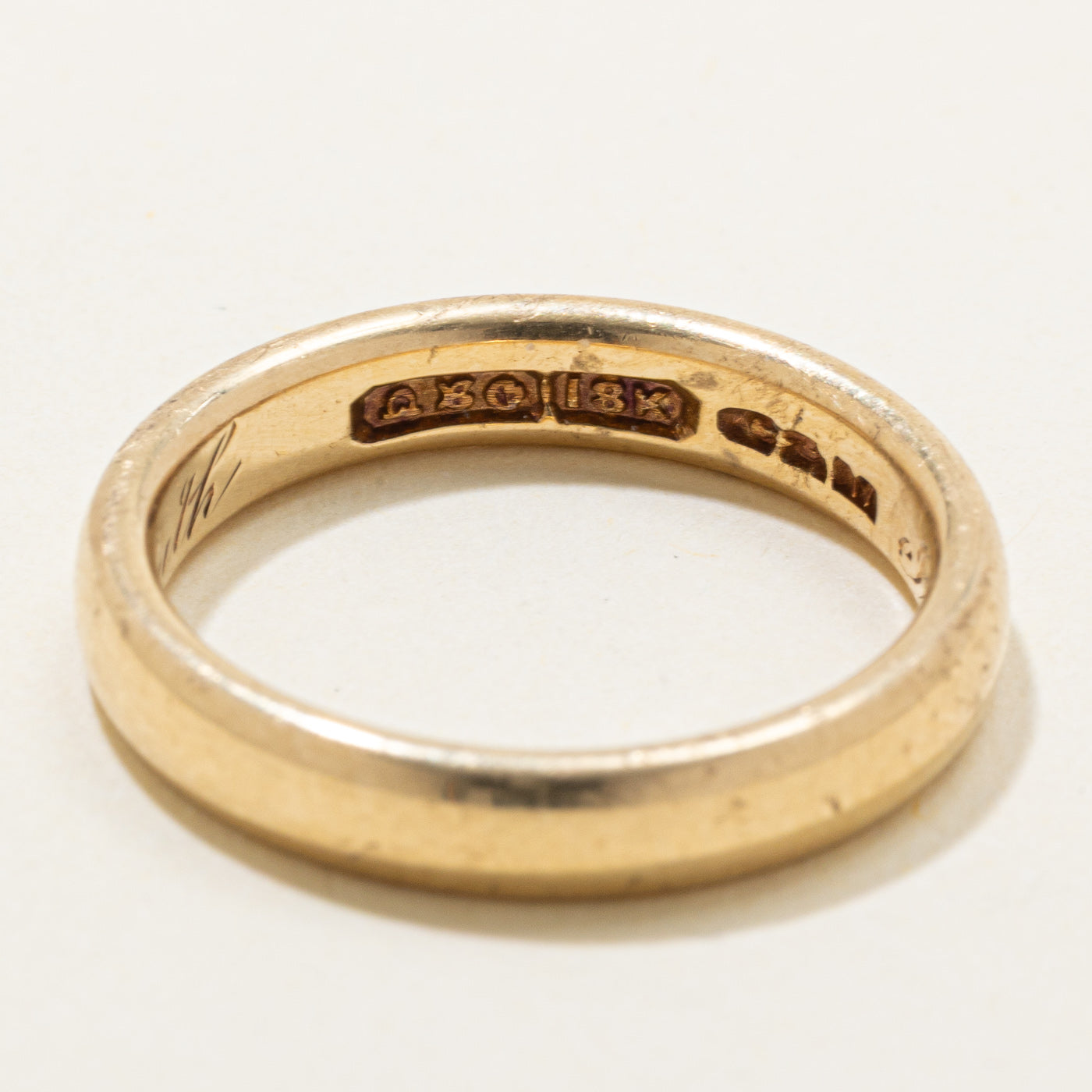 18K Yellow Gold Plain Band | 3.73mm | SZ 7 |