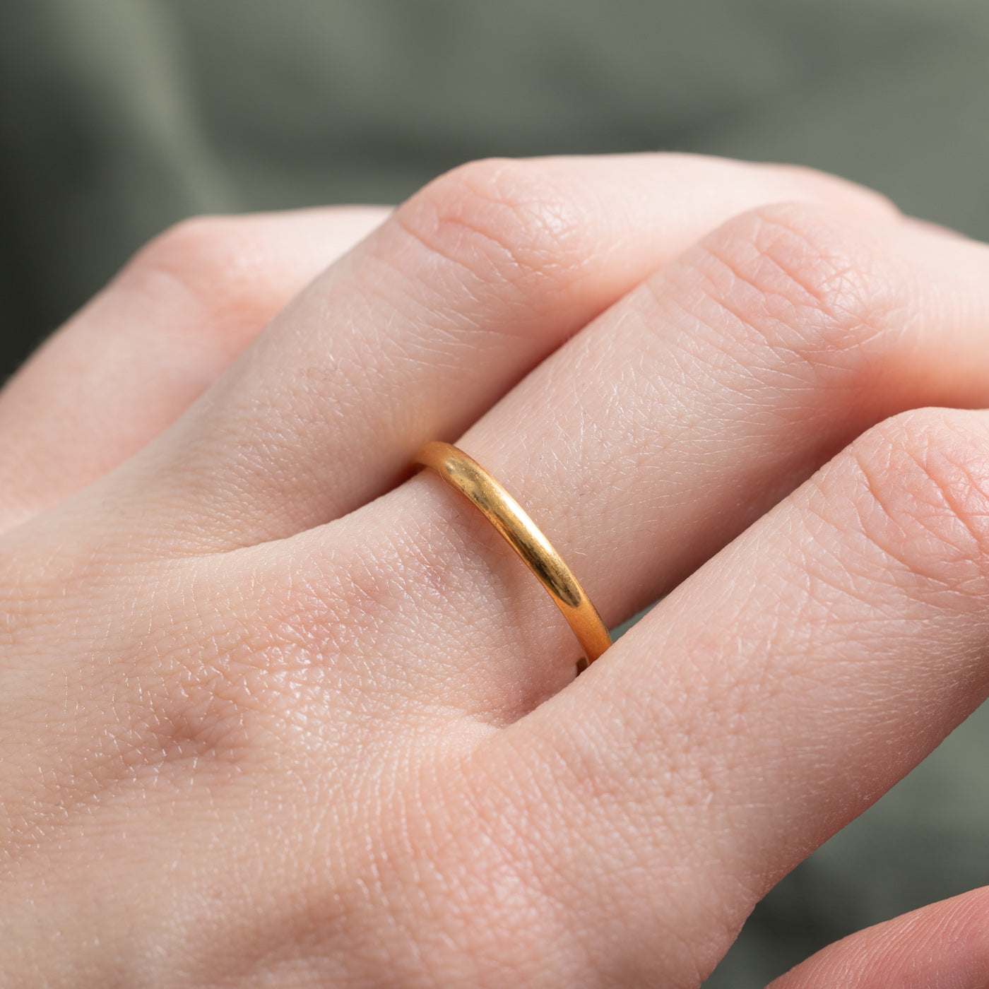 Bague fine en or jaune 22 carats Birmingham 1928 | 2,10 mm | Taille 7,5 |