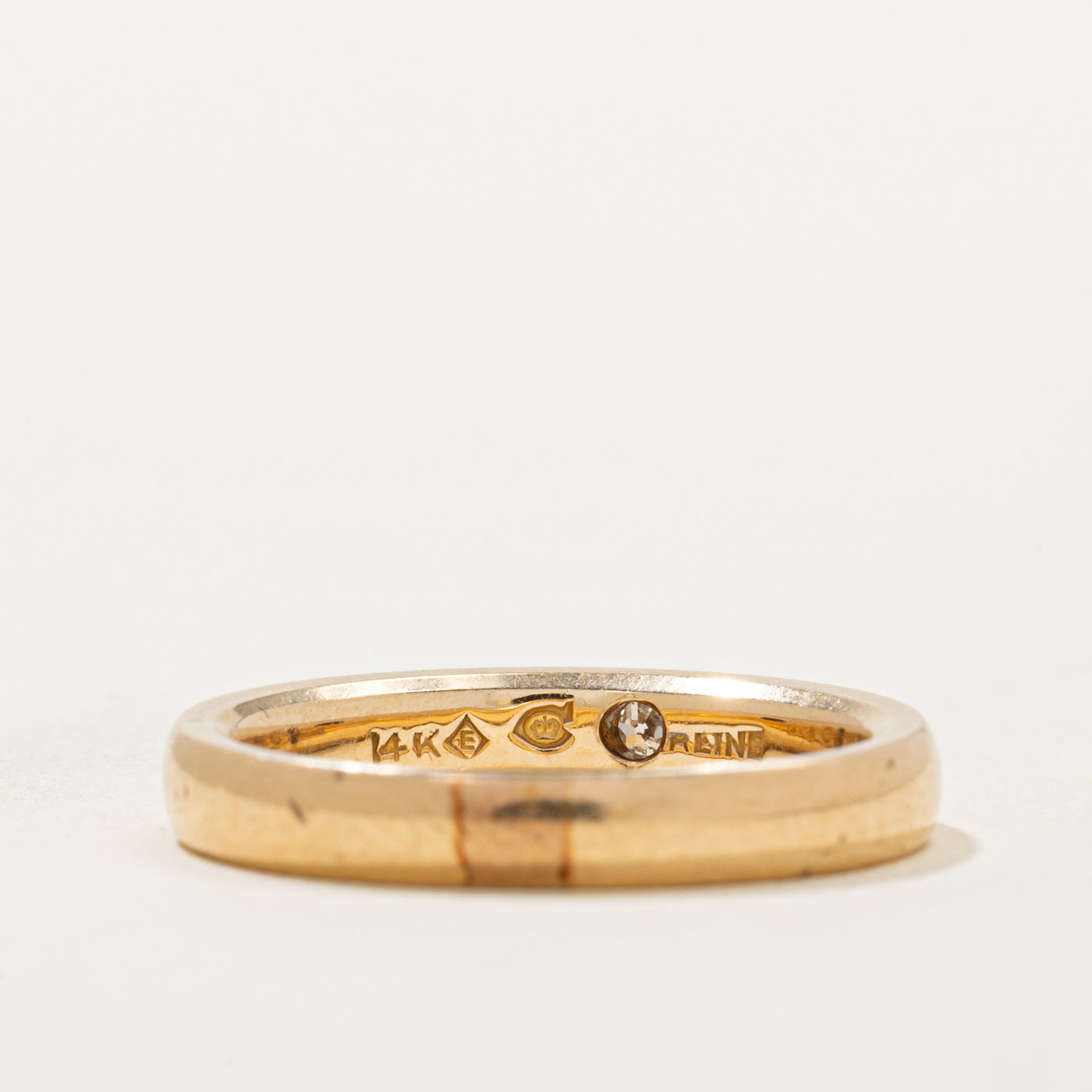 Bague vintage canadienne à trois diamants | 0,02 ct au total | Taille 6,5