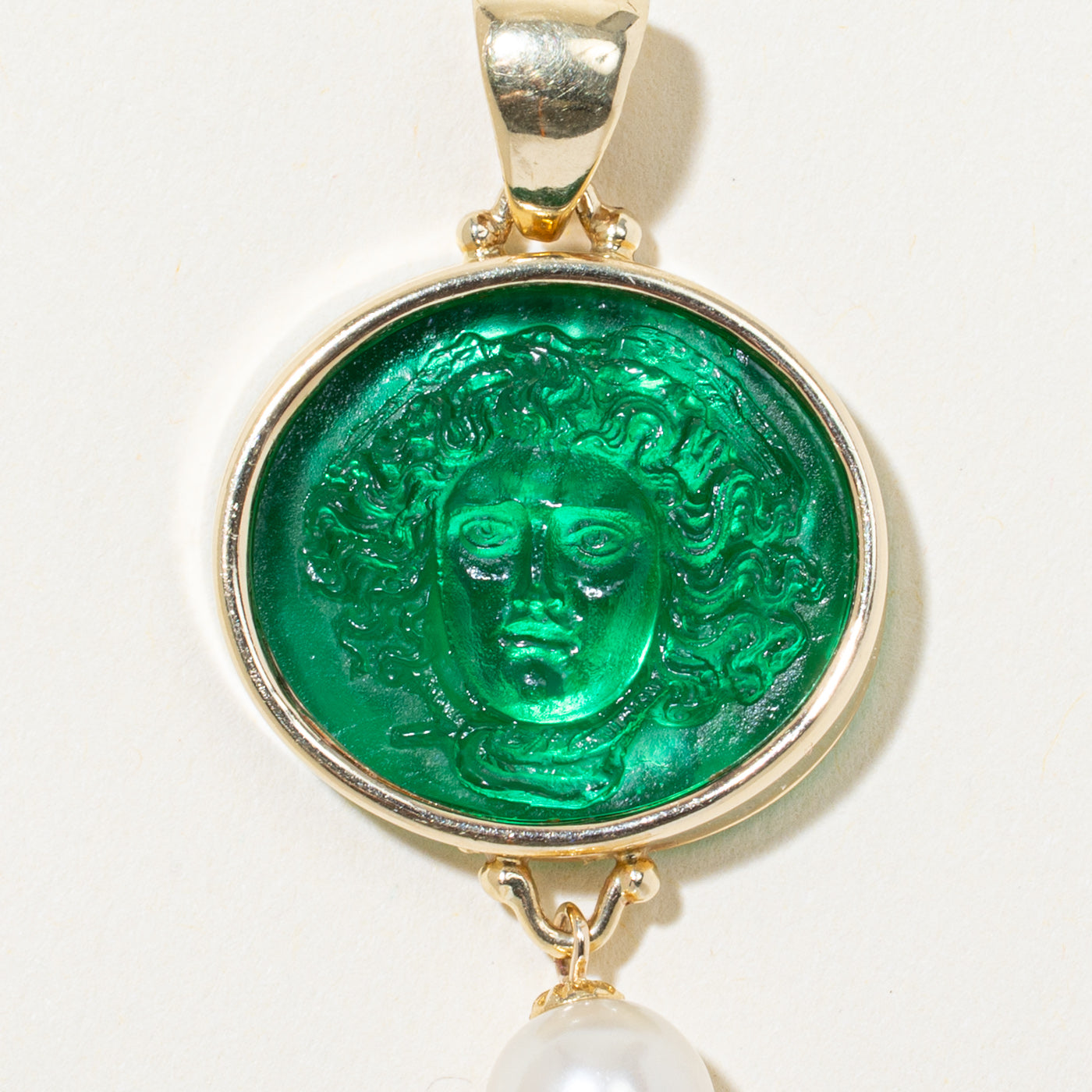 Italian 'Tagliamonte' Venetian Green Glass Cameo & Pearl Pendant | 12.00ct
