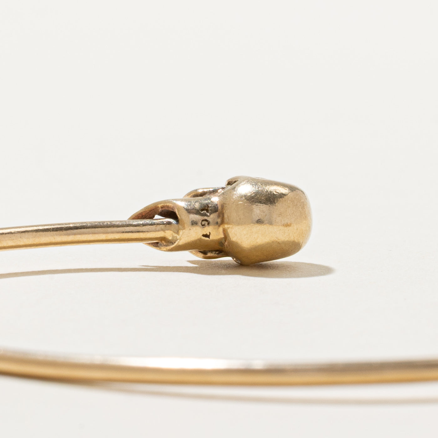 Manchette tête de mort en diamant Londres | 0,08 ct